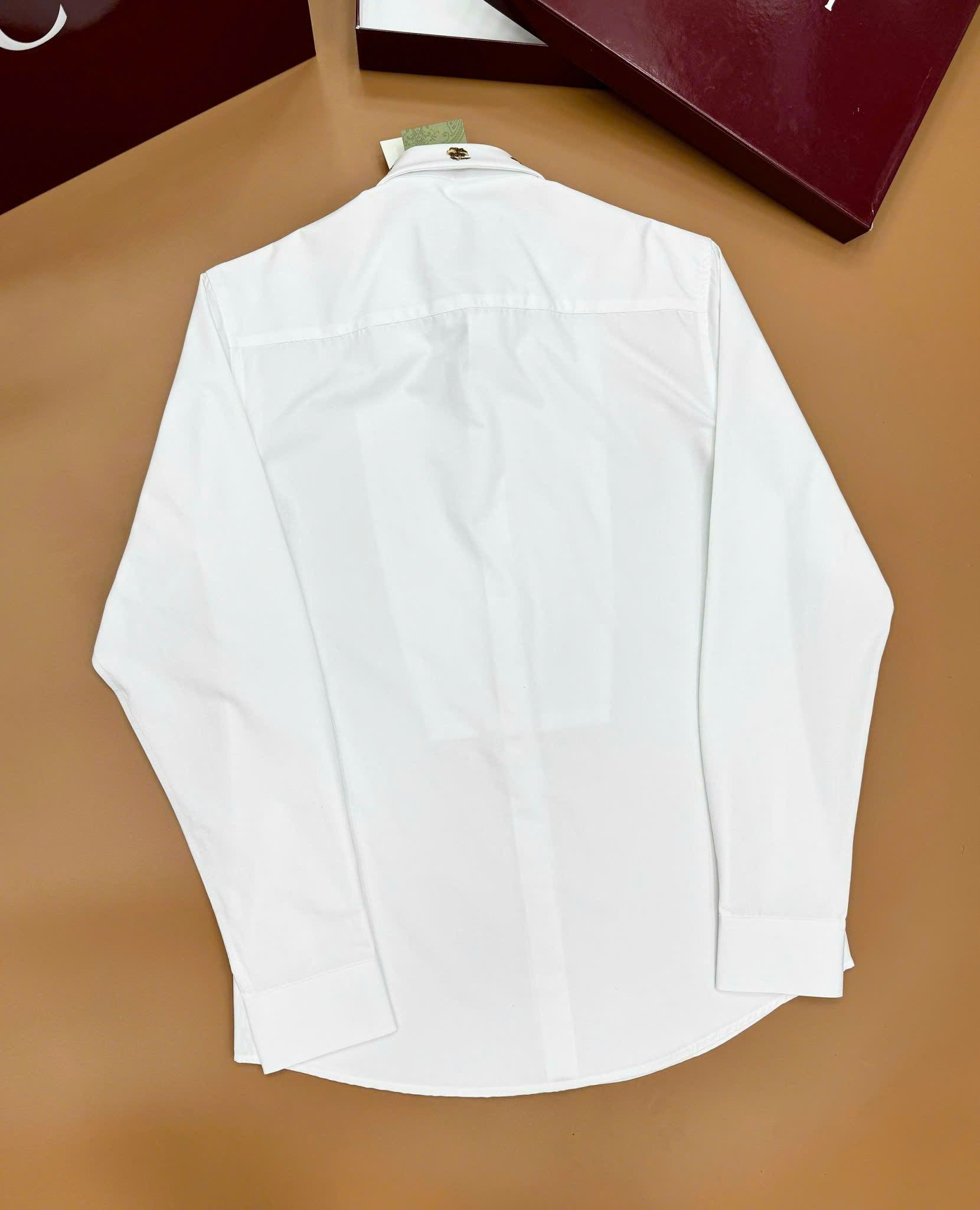 Áo sơ mi dài tay Gucci GC Trắng logo thêu cổ kẻ sọc dọc khuy Like Auth on web CD