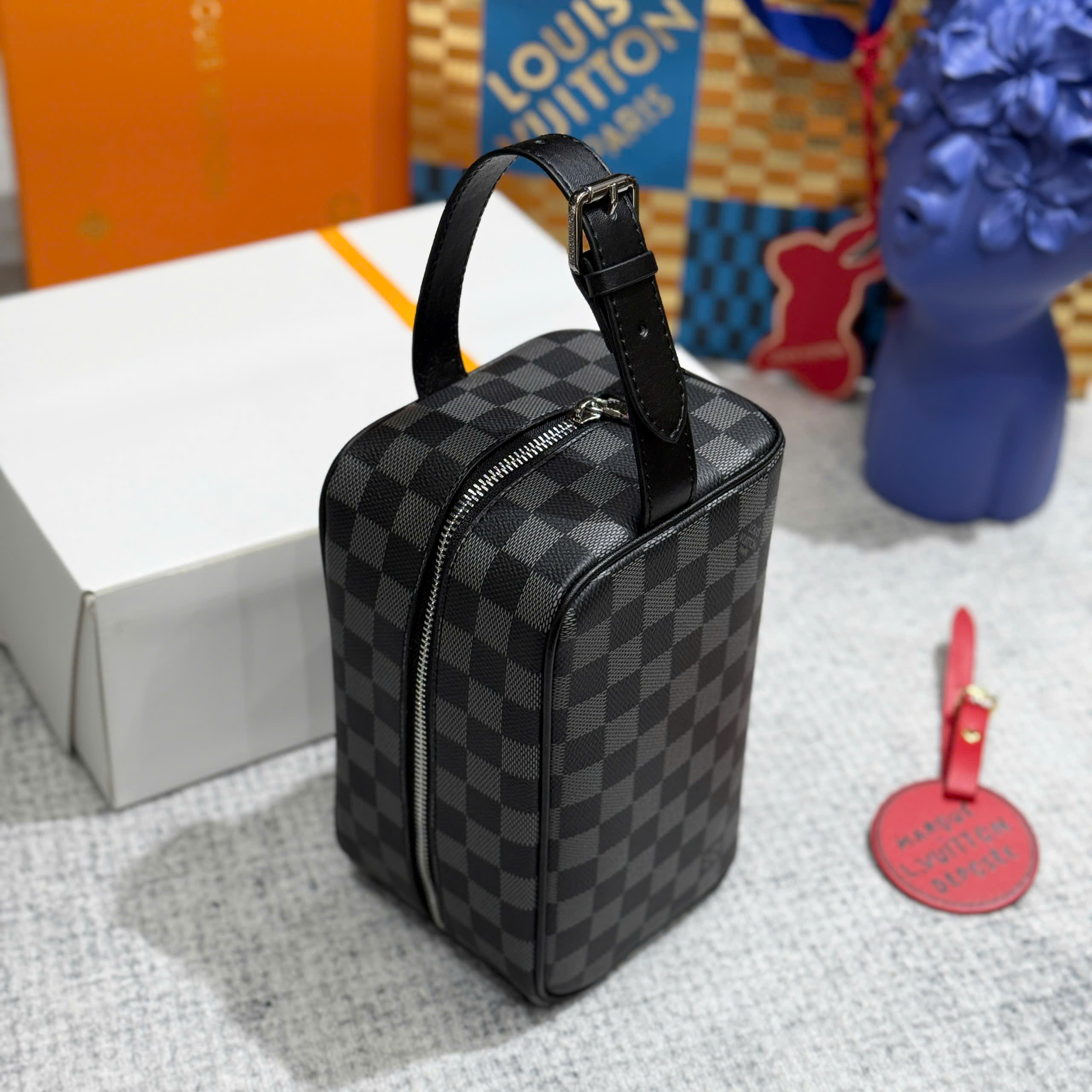 Túi Clutch cầm tay Louis Vuitton LV họa tiết hoa vân các màu size 23x13x12cm Like Auth Fullbox phụ kiện PLD
