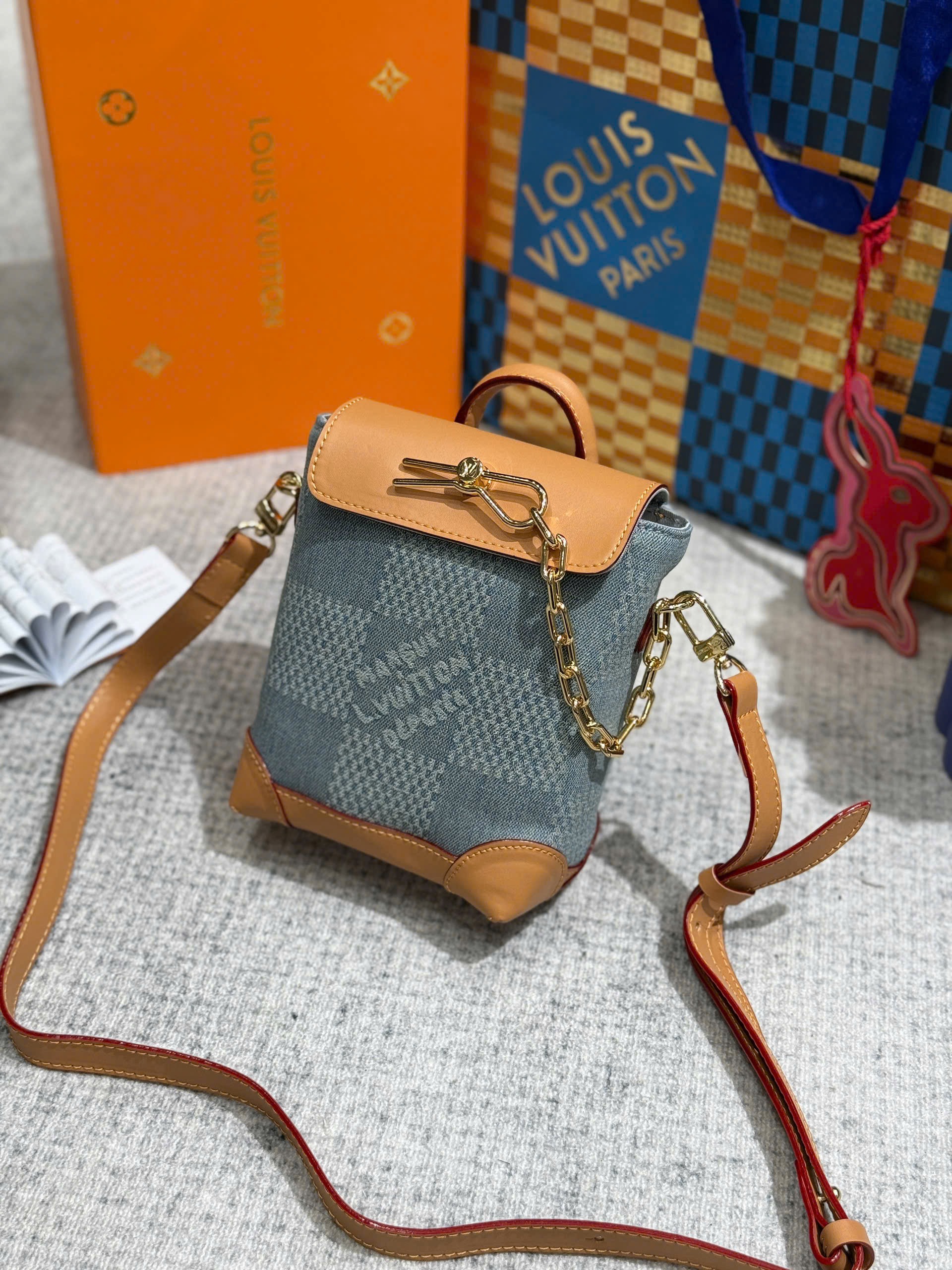 Túi mini đeo chéo Louis Vuitton LV Xanh jean phối Nâu họa tiết caro khóa cài móc xích size 15x18x7cm Like Auth on web fullbox bill thẻ PLD