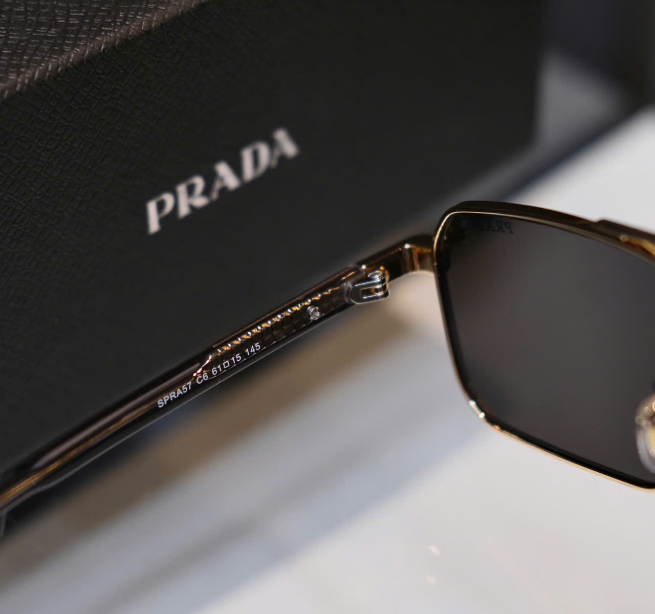 Kính mắt thời trang Prada P Đen gọng Vàng Like Auth on web fullbox DDT