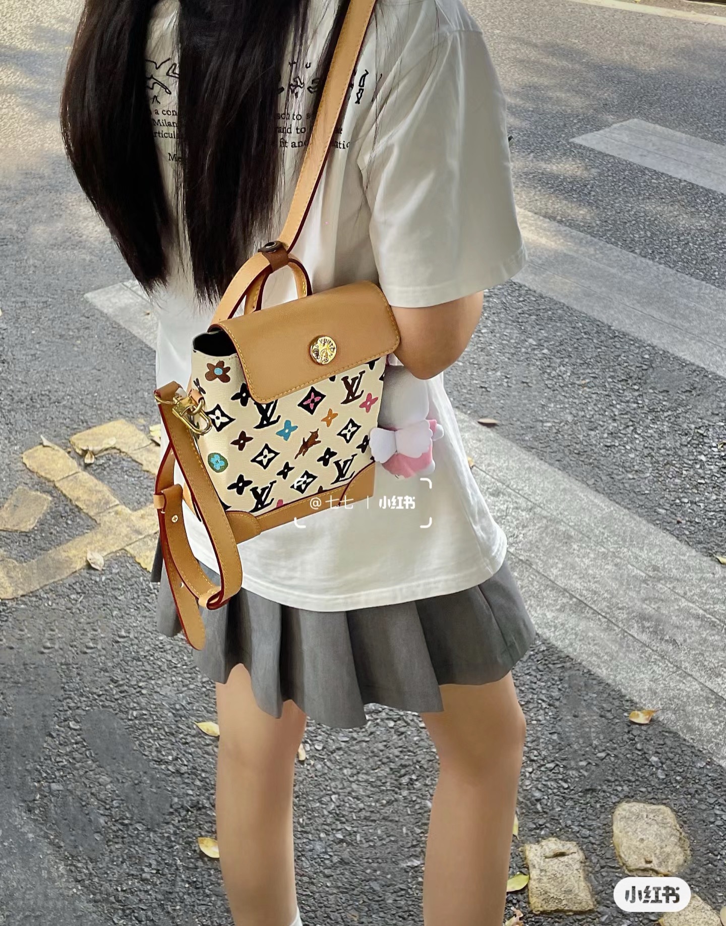 Túi mini đeo chéo Louis Vuitton LV Be phối Nâu họa tiết hoa vân logo LV size 15x18x7cm Like Auth on web fullbox bill thẻ PLD