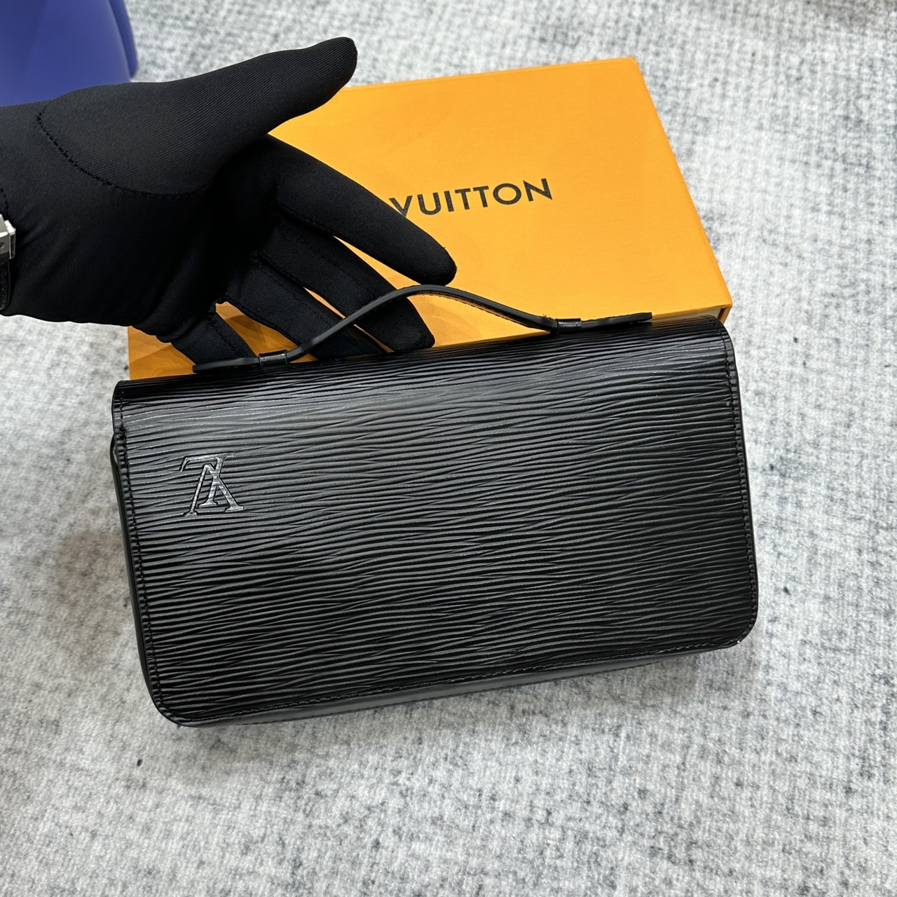 Túi clutch cầm tay Louis Vuitton LV các mẫu size 22x12x5cm Like Auth Fullbox phụ kiện PLD