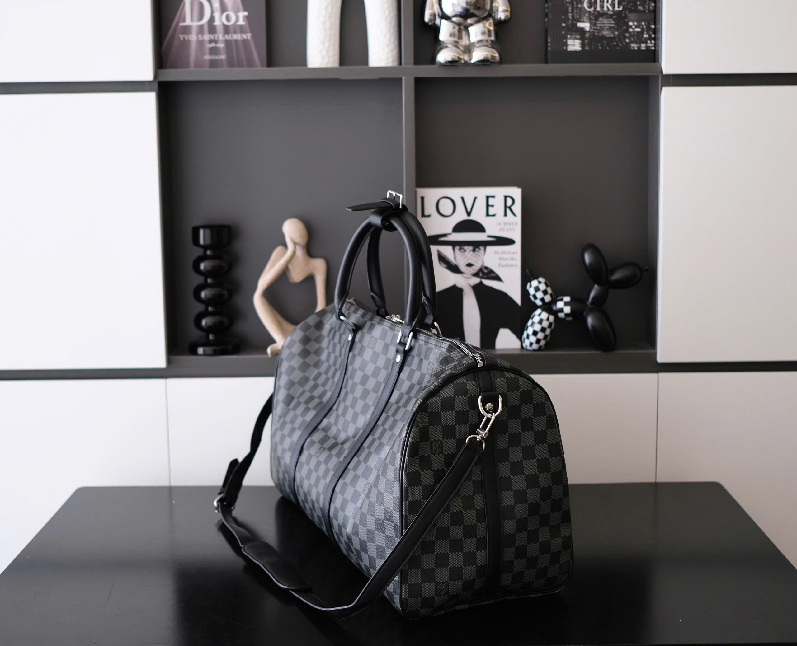 Túi trống du lịch Louis Vuitton LV Đen họa tiết caro Xám Like Auth Fullbox phụ kiện DDT