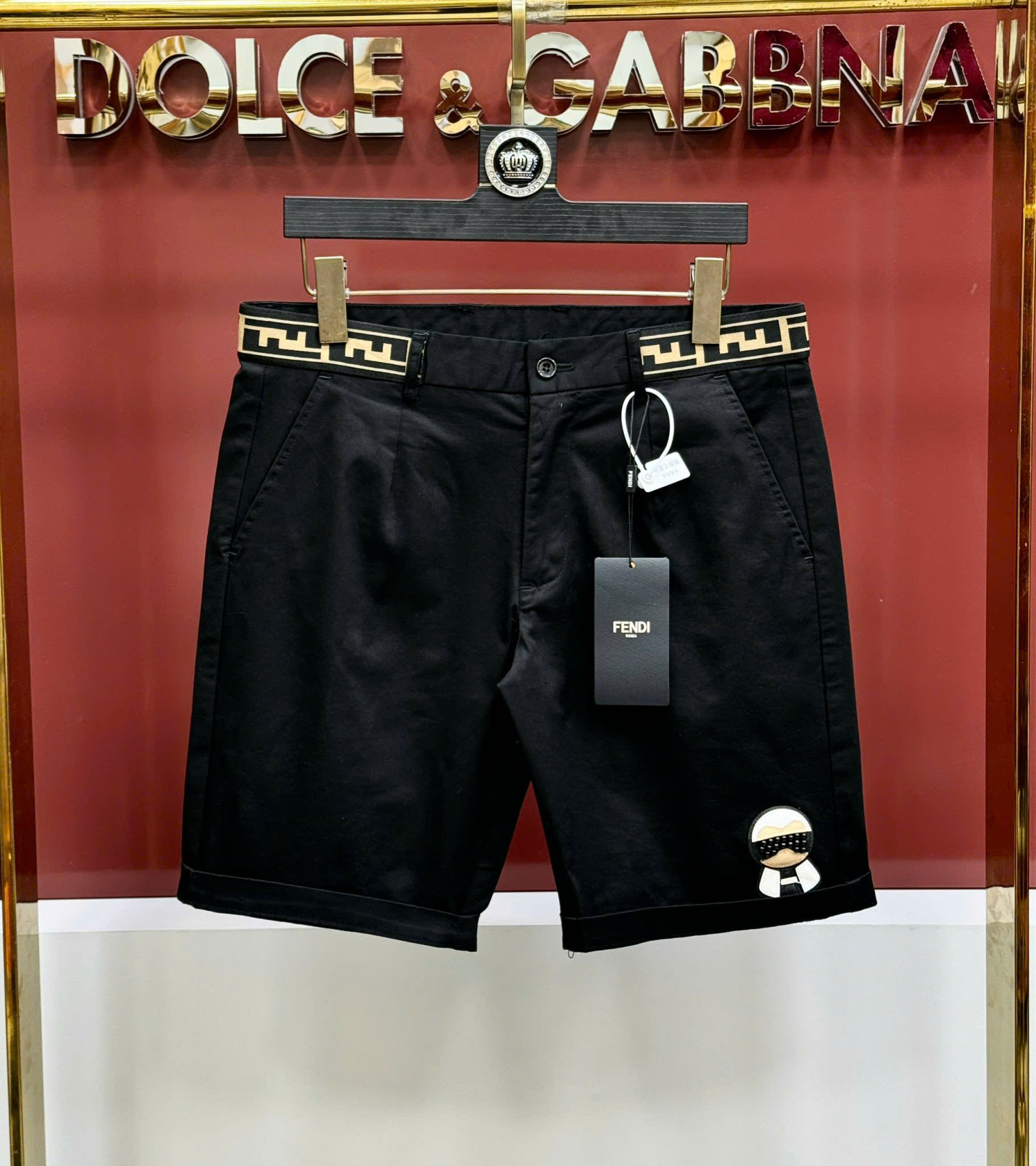 Quần short kaki Fendi FF logo thêu đùi check cạp Like Auth on web CD