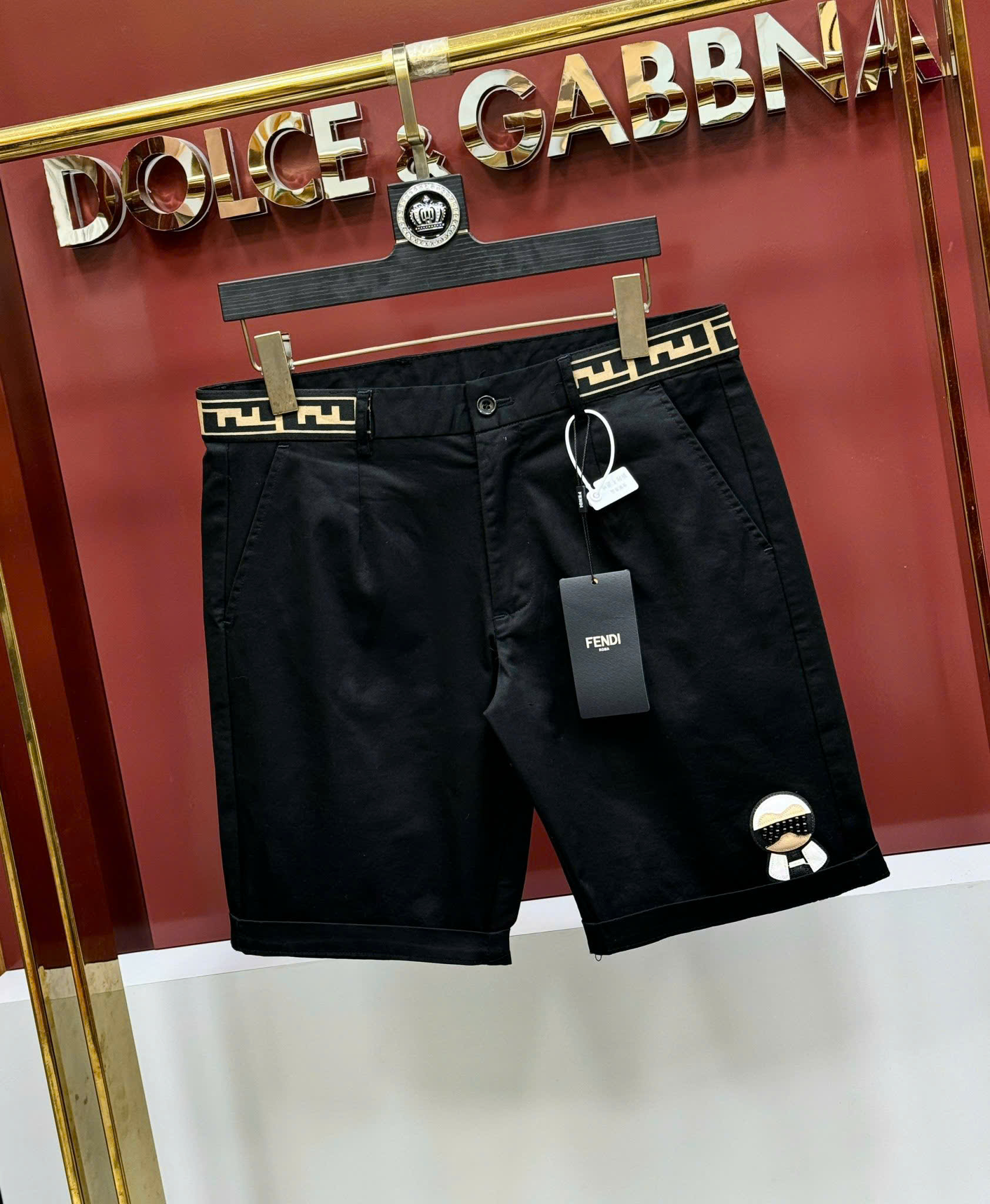 Quần short kaki Fendi FF logo thêu đùi check cạp Like Auth on web CD