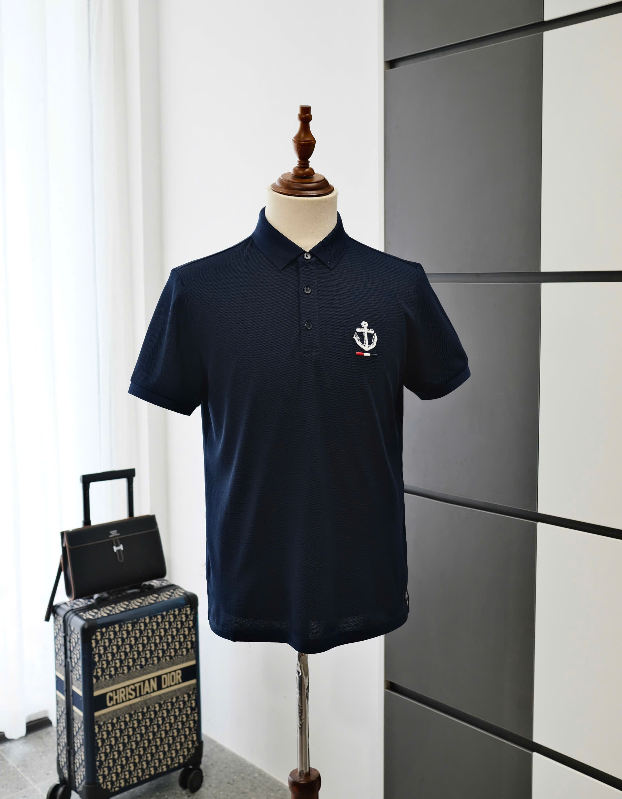 Áo polo Thom Browne TB logo mỏ neo thêu ngực Like Auth on web DDT
