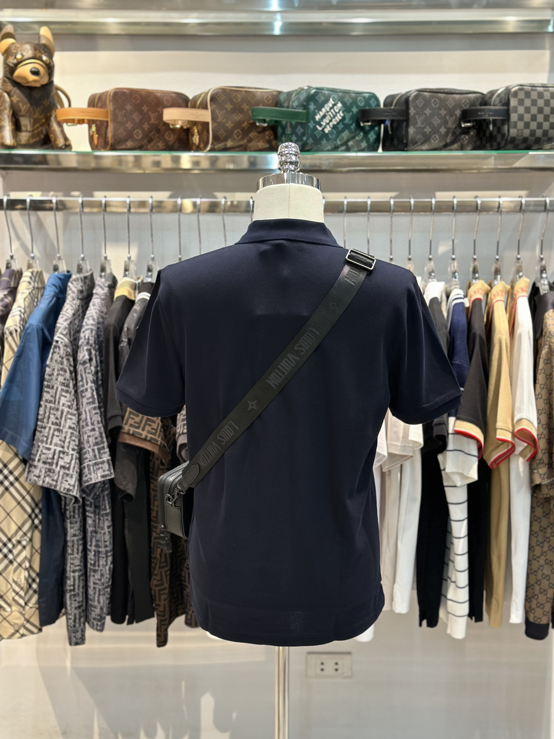 Áo polo Moncler M Xanh than trơn túi ngực logo tay Like Auth on web VTN