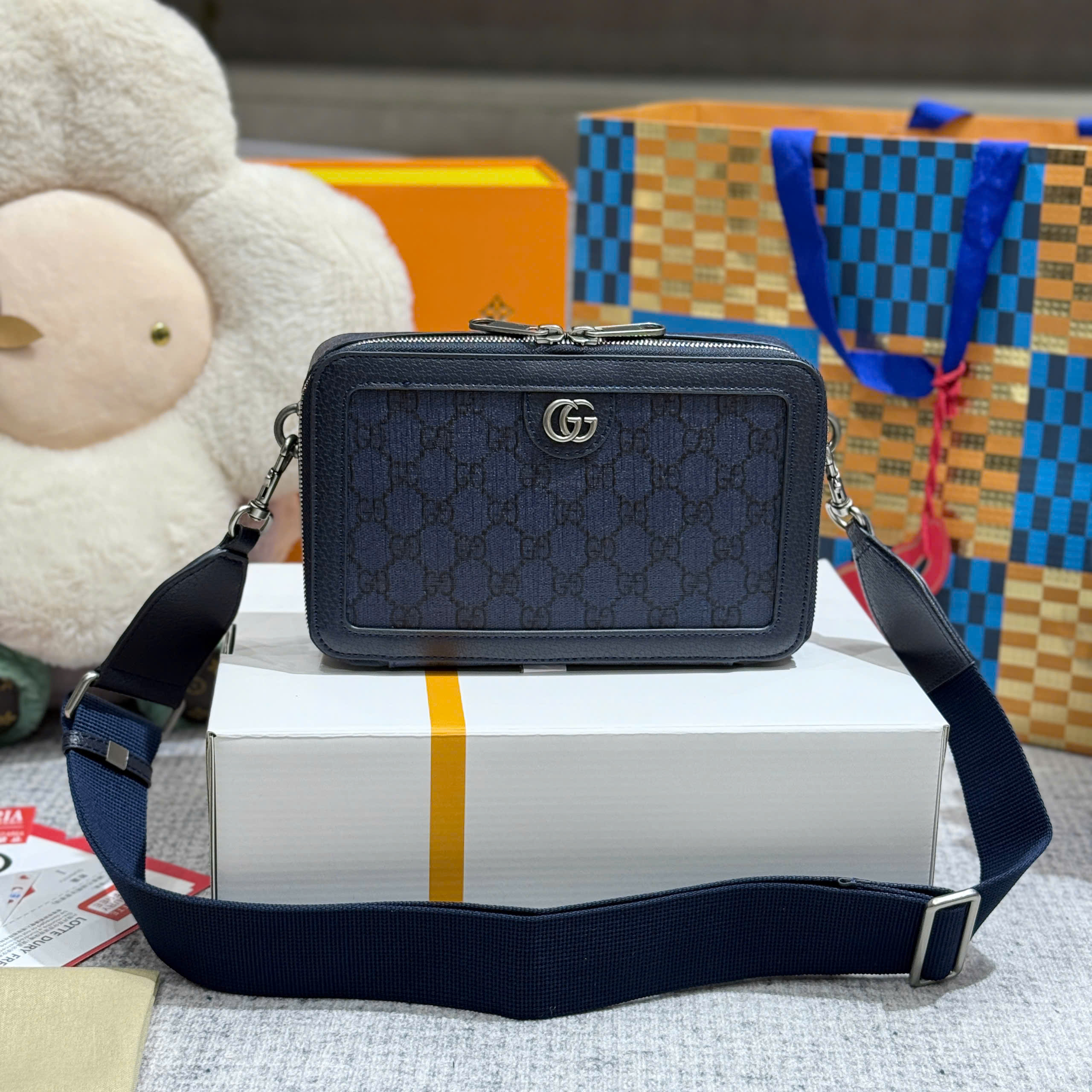 Túi hộp đeo chéo Gucci GC Xanh than họa tiết monogram logo GG size 23x7.5x14.5cm Like Auth on web fullbox bill thẻ PLD