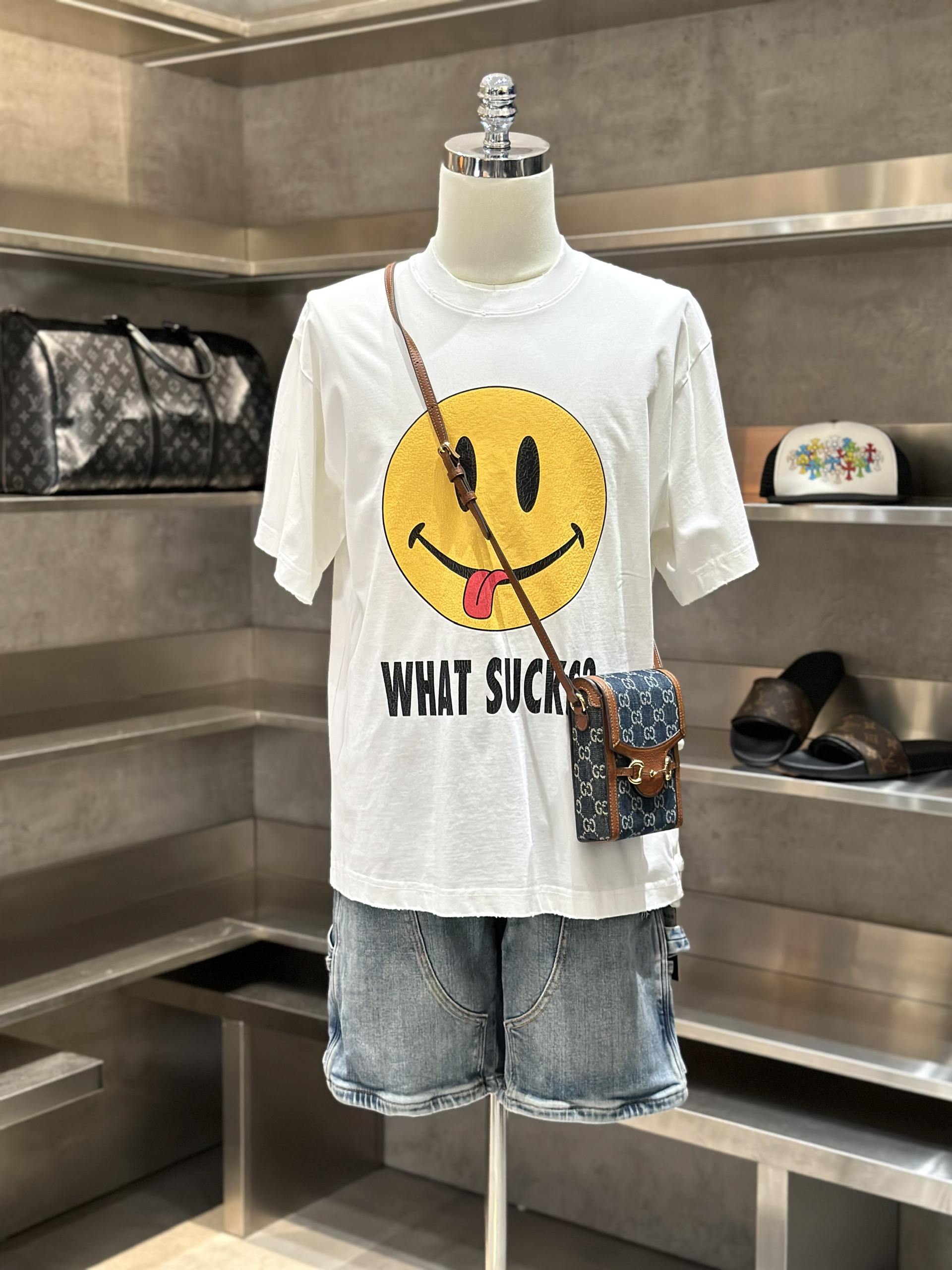 Áo phông T-shirt Local Trắng mặt cười họa tiết chữ Like Auth VTN