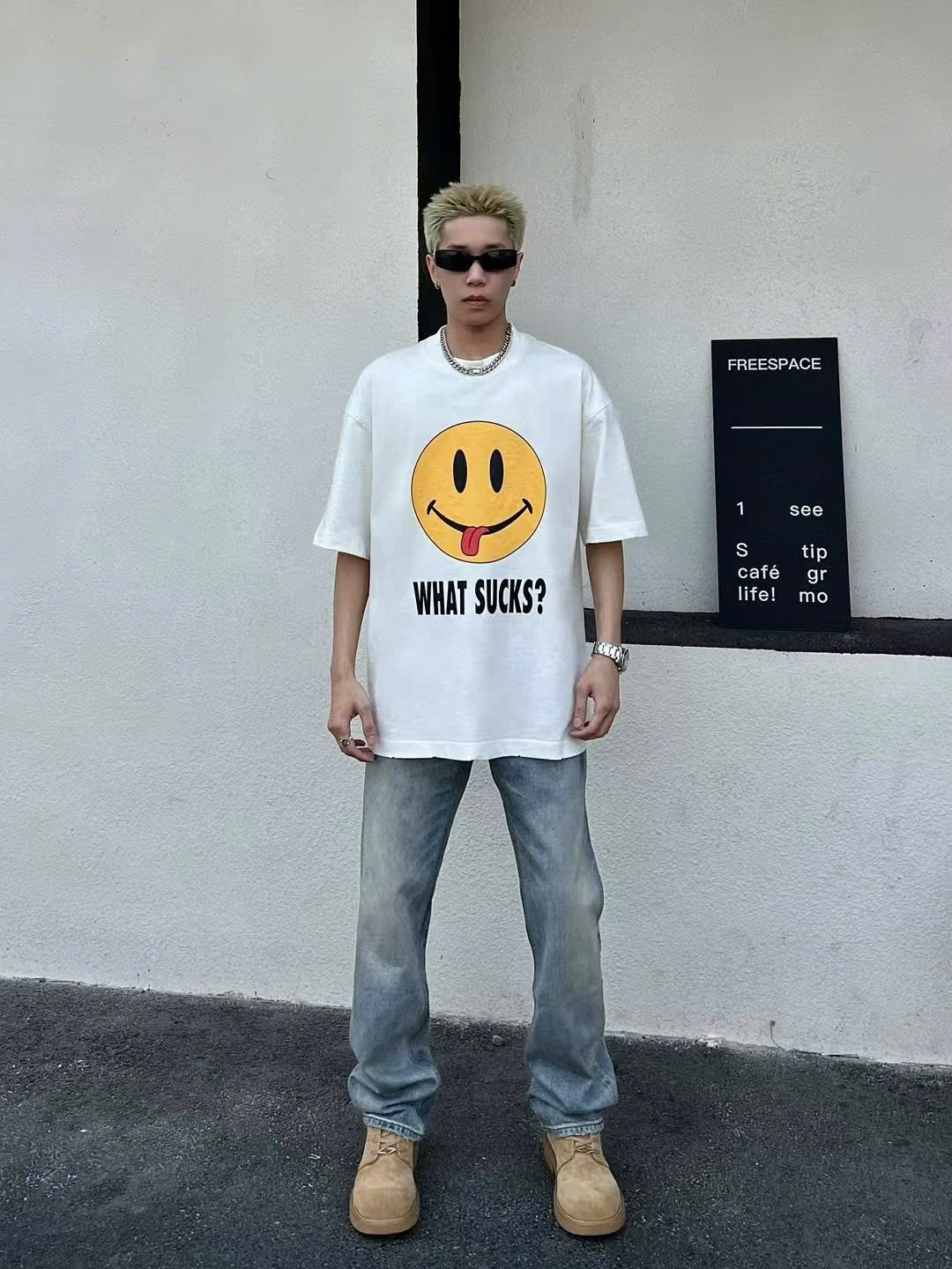 Áo phông T-shirt Local Trắng mặt cười họa tiết chữ Like Auth VTN