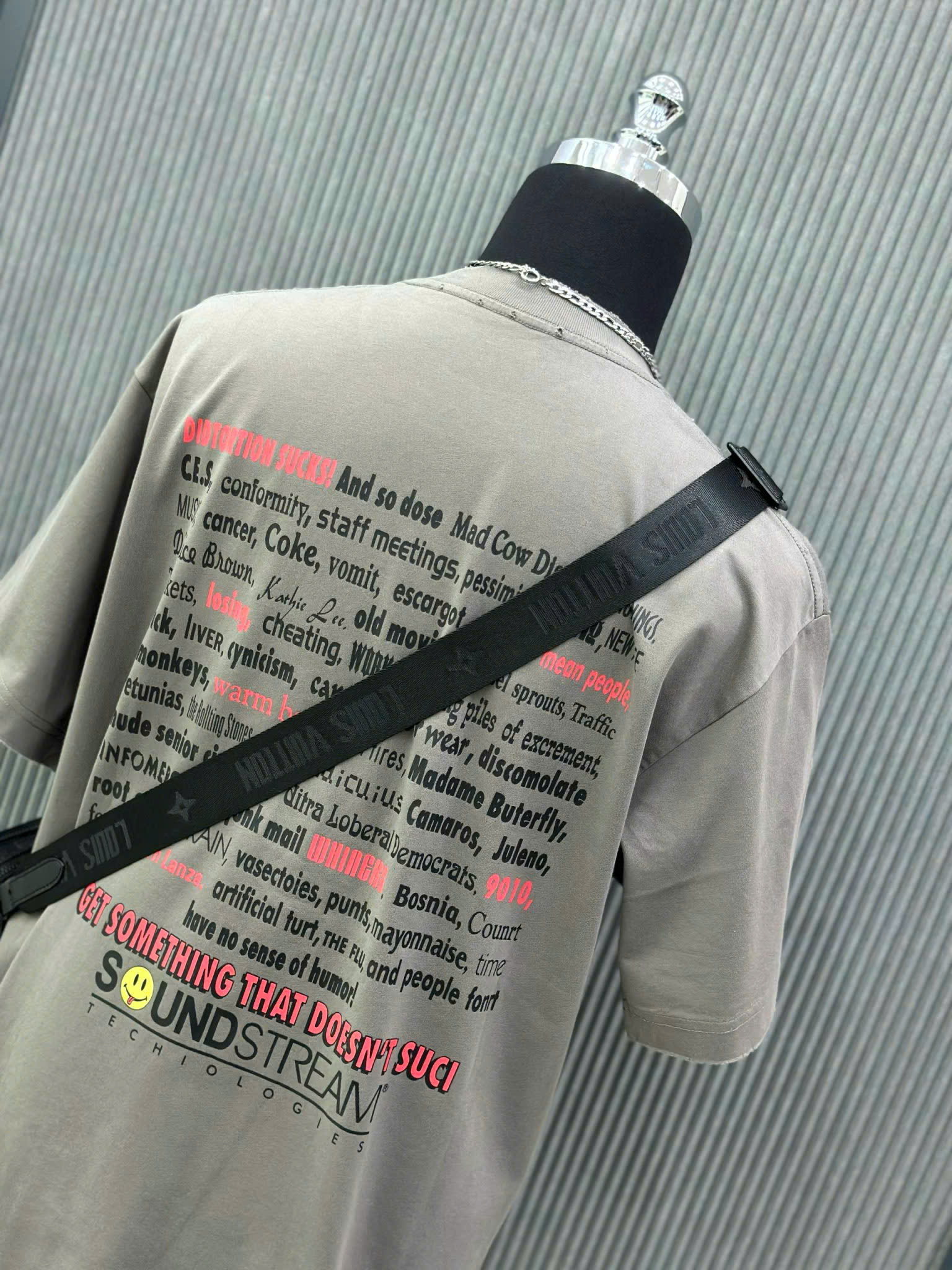 Áo phông T-shirt Local Xám mặt cười họa tiết chữ Like Auth VTN
