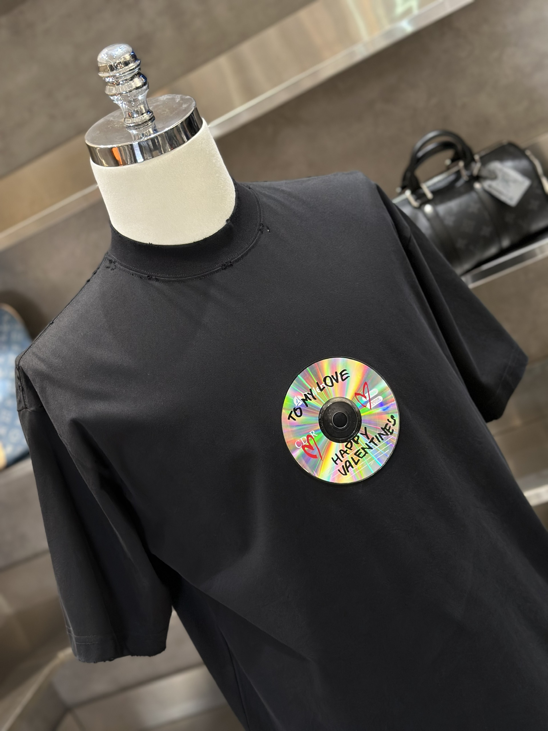 Áo phông T-shirt Balenciaga BB Đen logo đĩa nhạc Like Auth VTN