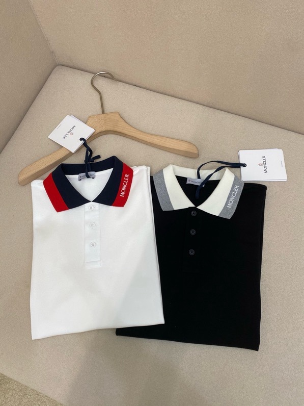 Áo polo Moncler M trơn phối kẻ sọc màu cổ Like Auth VTN