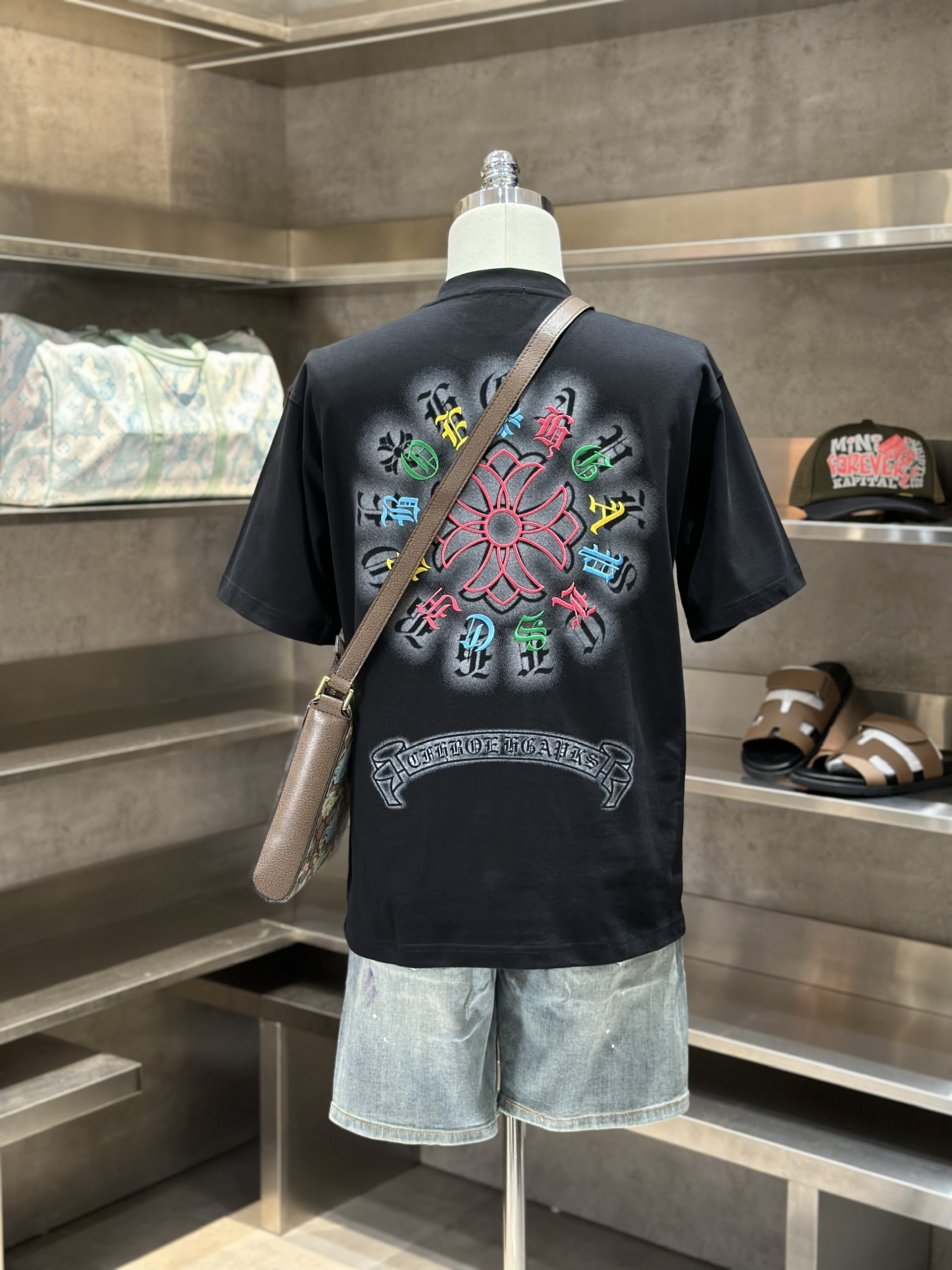 Áo phông T-shirt Chrome Heart CH Đen logo màu sắc thêu nổi lưng ngực Like Auth VTN