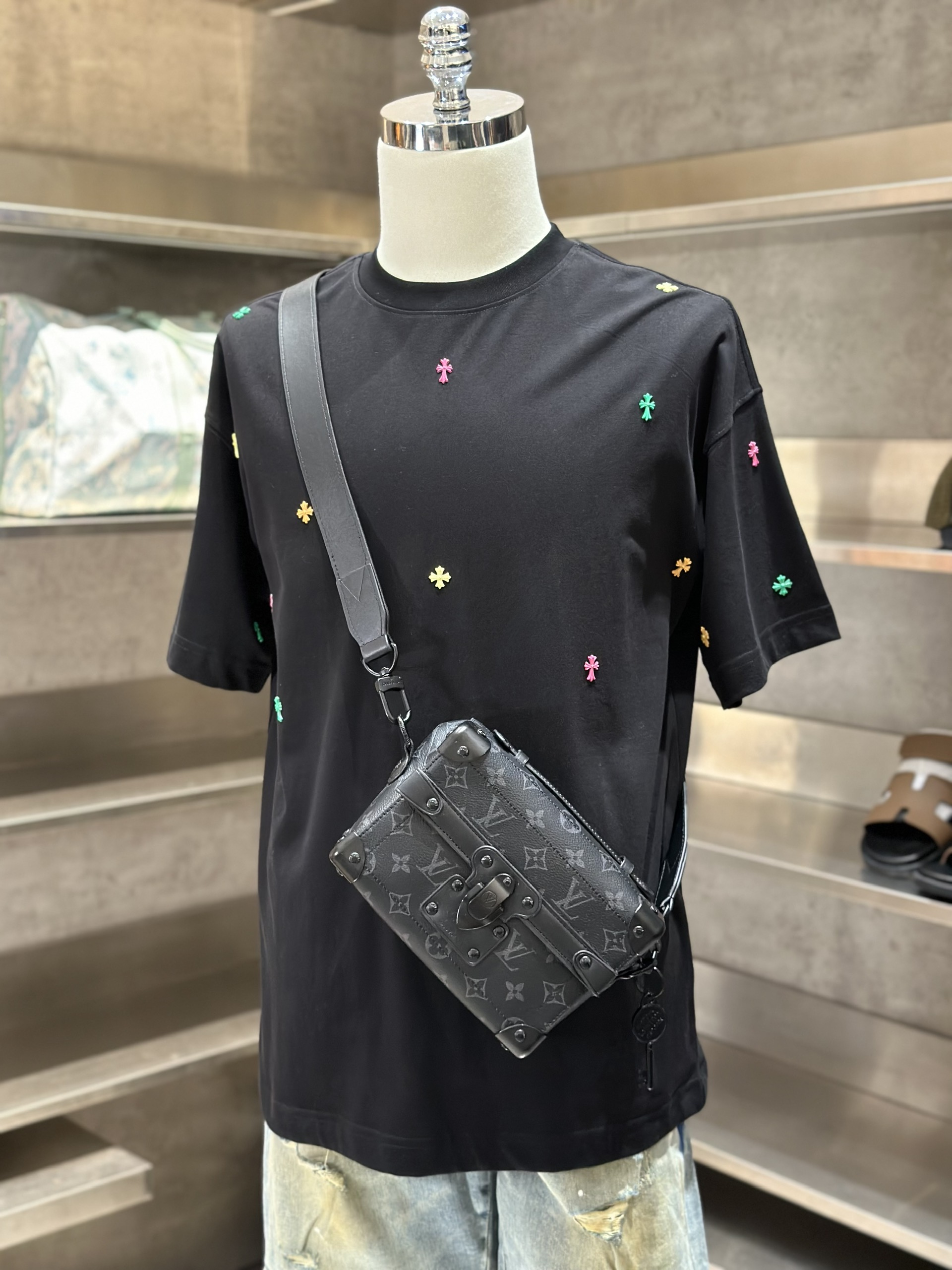 Áo phông T-shirt Chrome Heart CH Đen logo hạt màu sắc Like Auth VTN