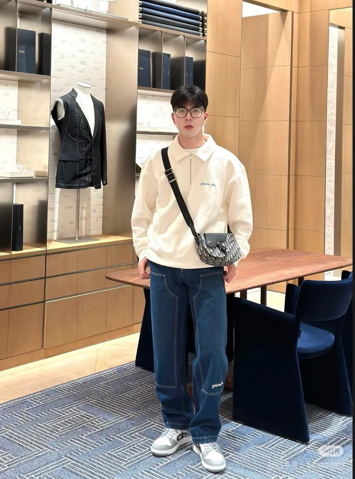 Quần Jean suông Dior CD Xanh logo chữ thêu ống Like Auth VTN