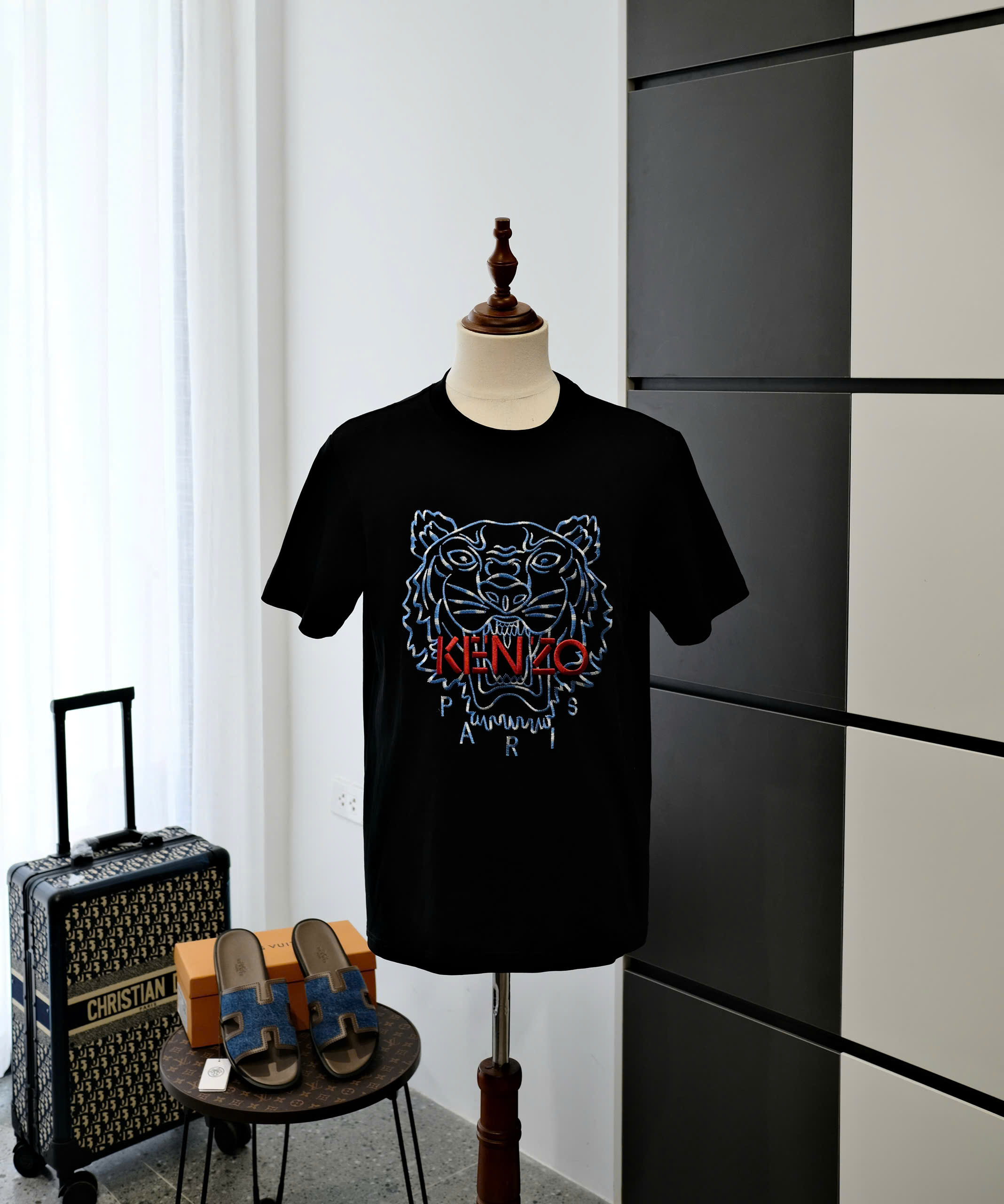 Áo phông T-shirt Kenzo KZ Đen logo mặt Hổ Xanh dương chữ Đỏ thêu Like Auth DDT