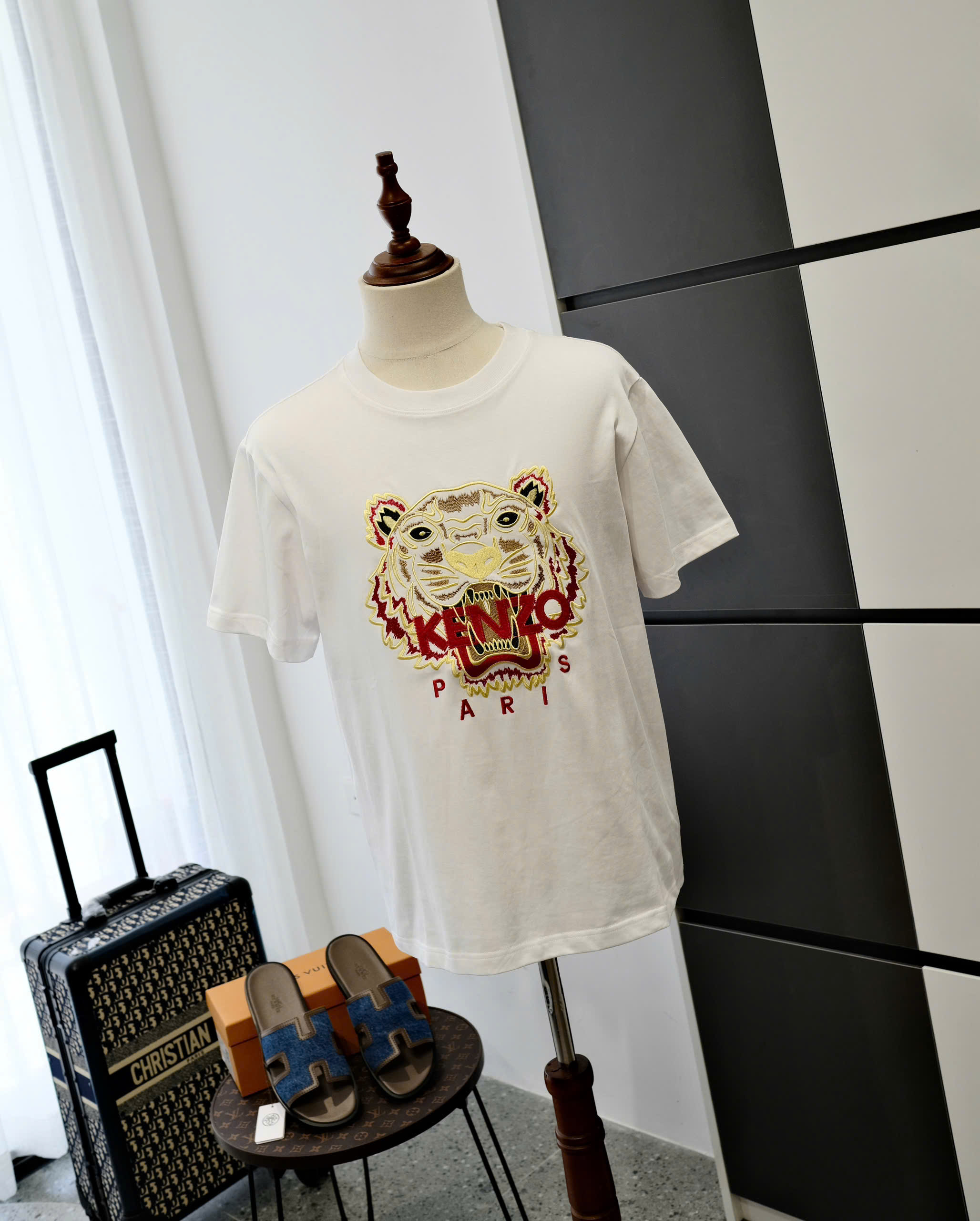 Áo phông T-shirt Kenzo KZ Trắng logo mặt Hổ Vàng chữ Đỏ thêu Like Auth DDT