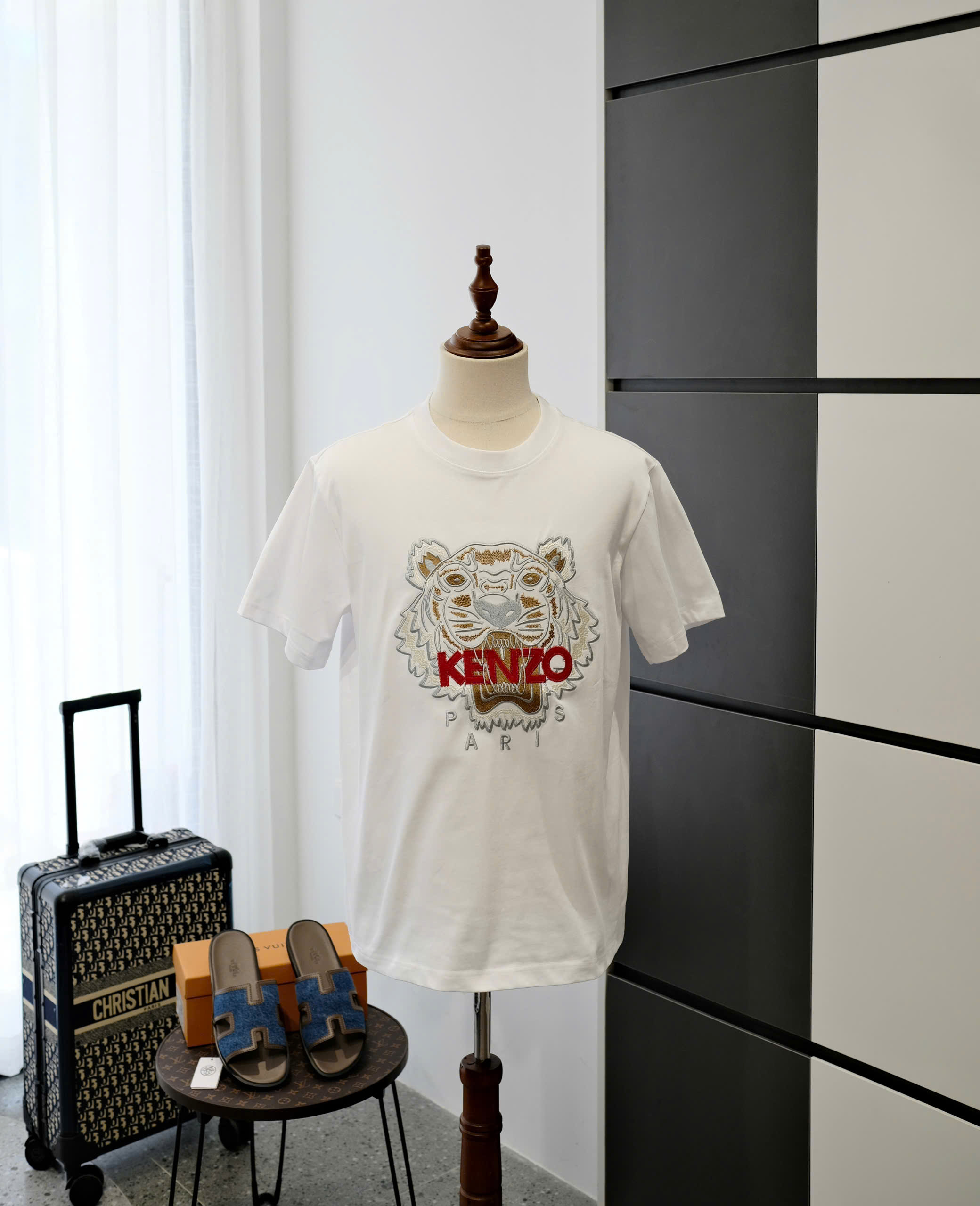 Áo phông T-shirt Kenzo KZ Trắng logo mặt Hổ Xám chữ Đỏ thêu Like Auth DDT