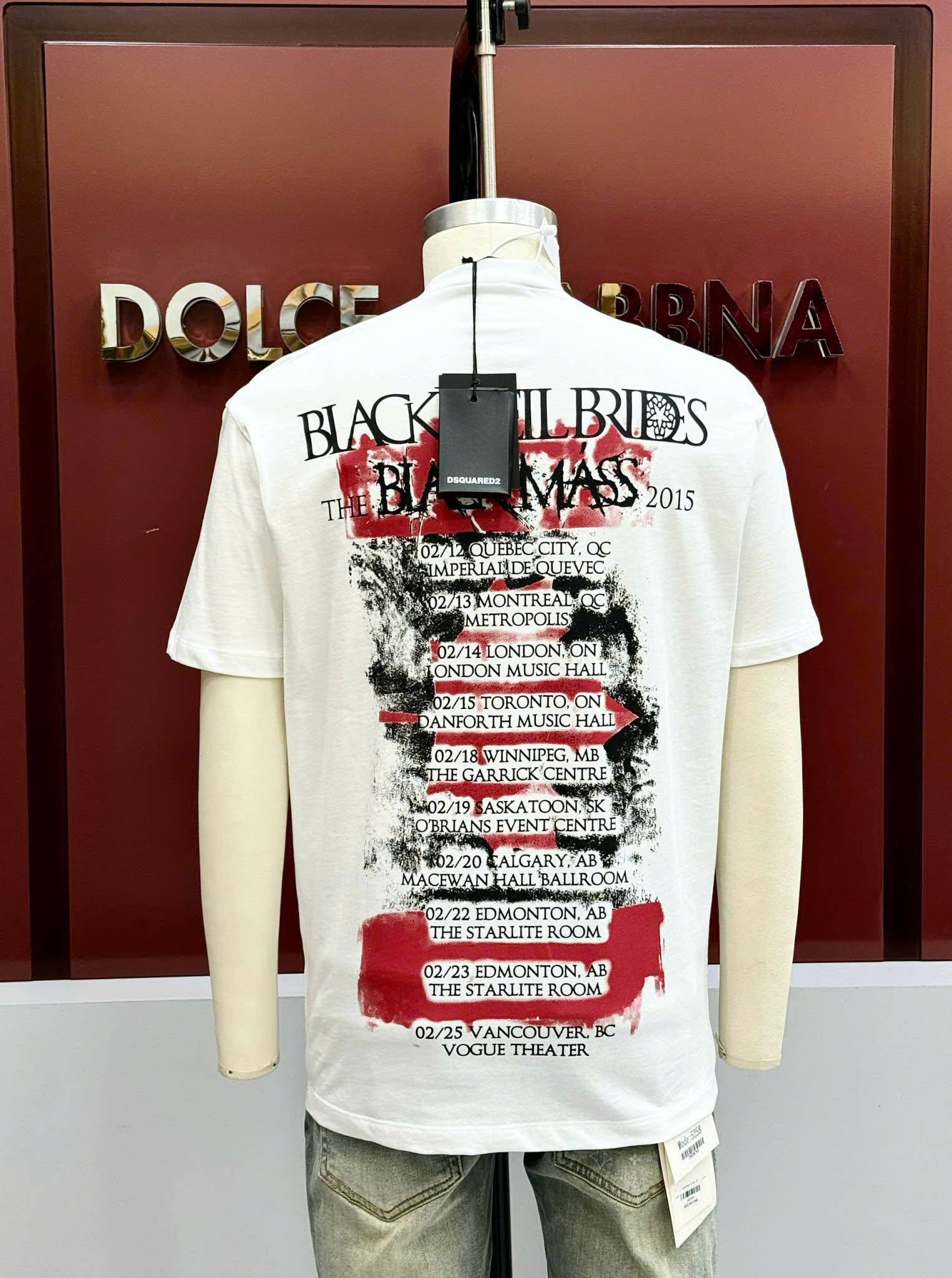 Áo phông T-shirt Dsquared2 DSQ2 họa tiết chữ Đỏ Like Auth CD