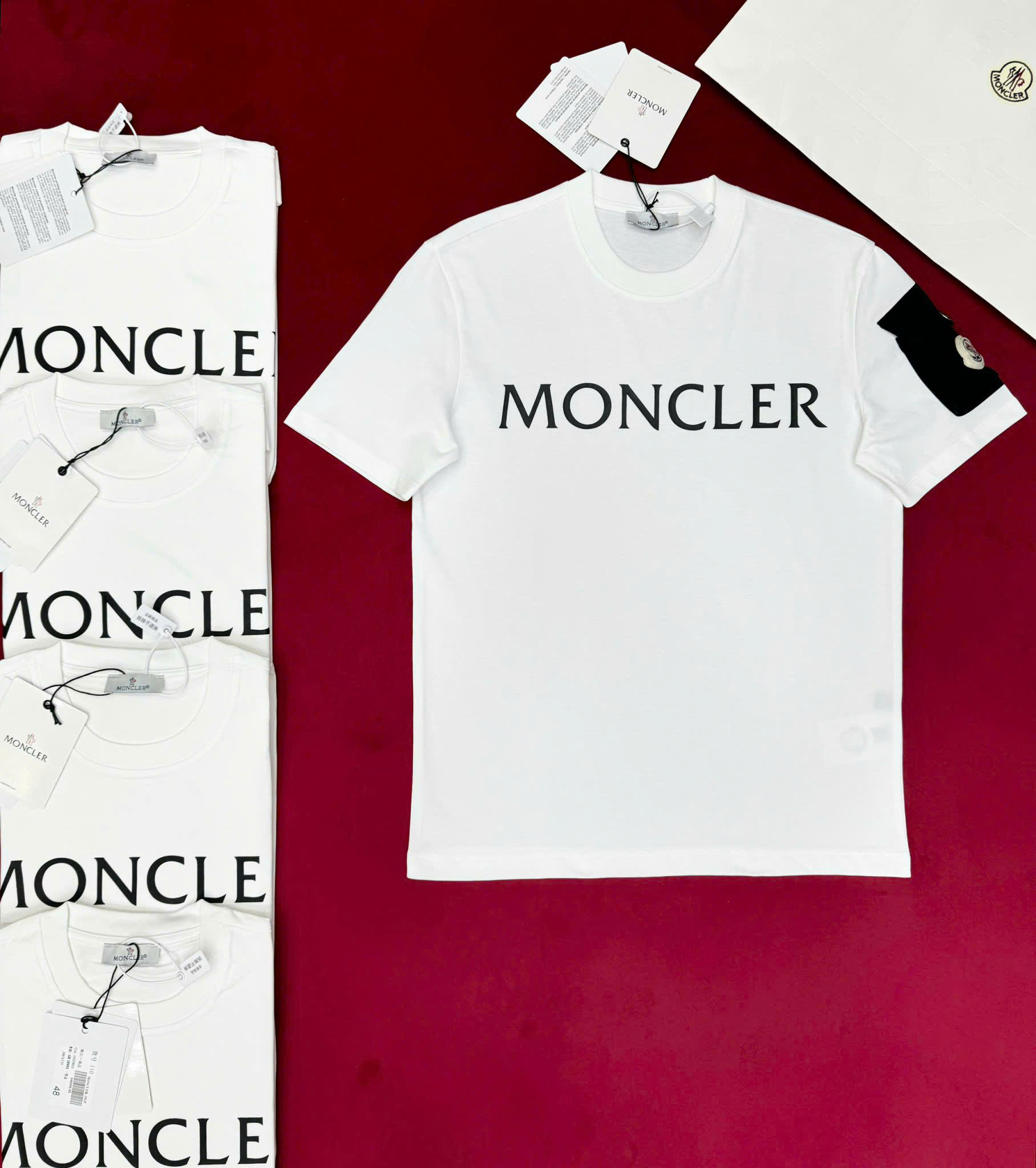 Áo phông T-shirt Moncler M logo chữ ngực phối túi tay Like Auth CD