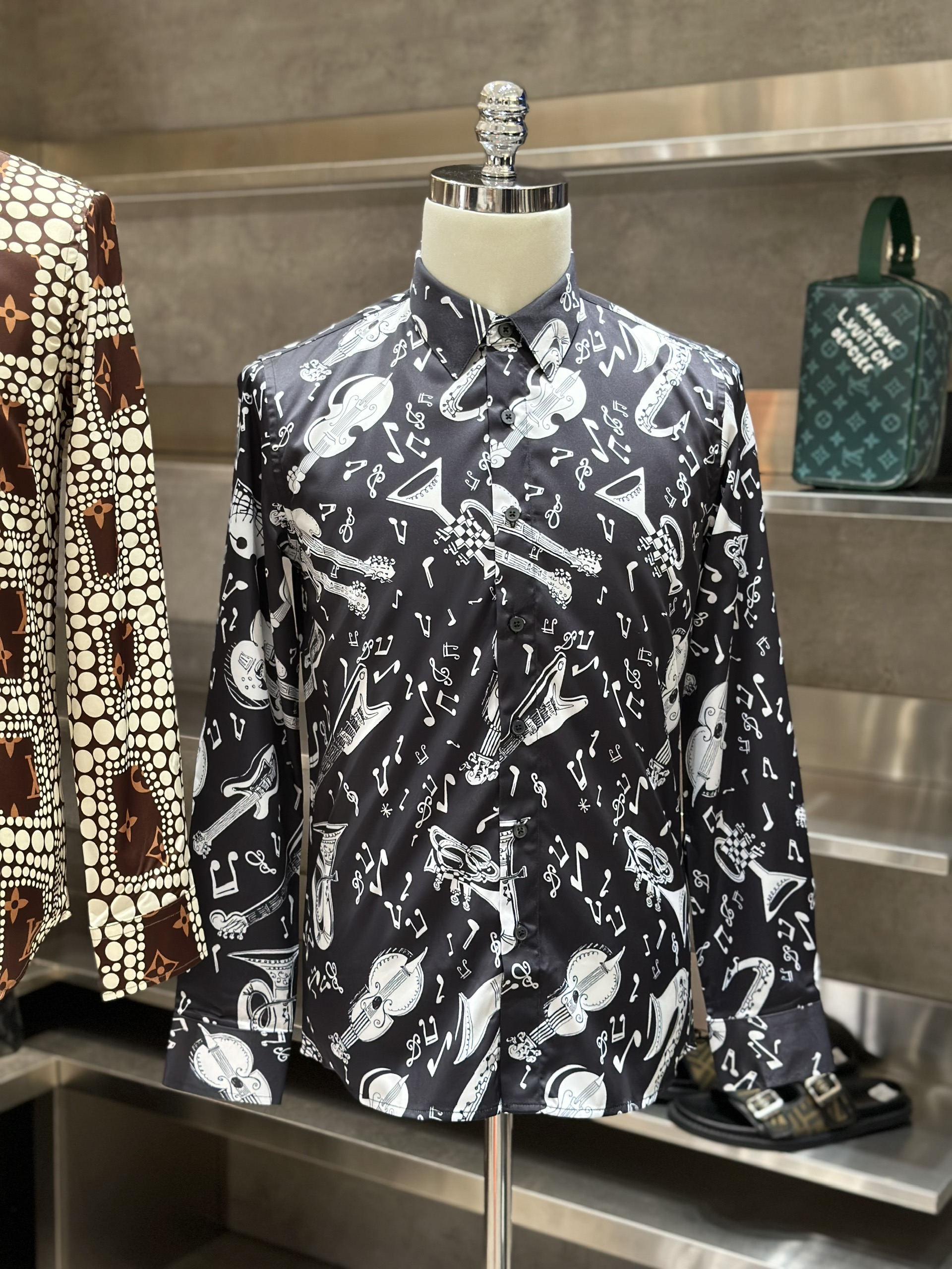 Áo sơ mi dài tay Dolce Gabbana DG Đen họa tiết nhạc cụ đàn kèn Like Auth VTN