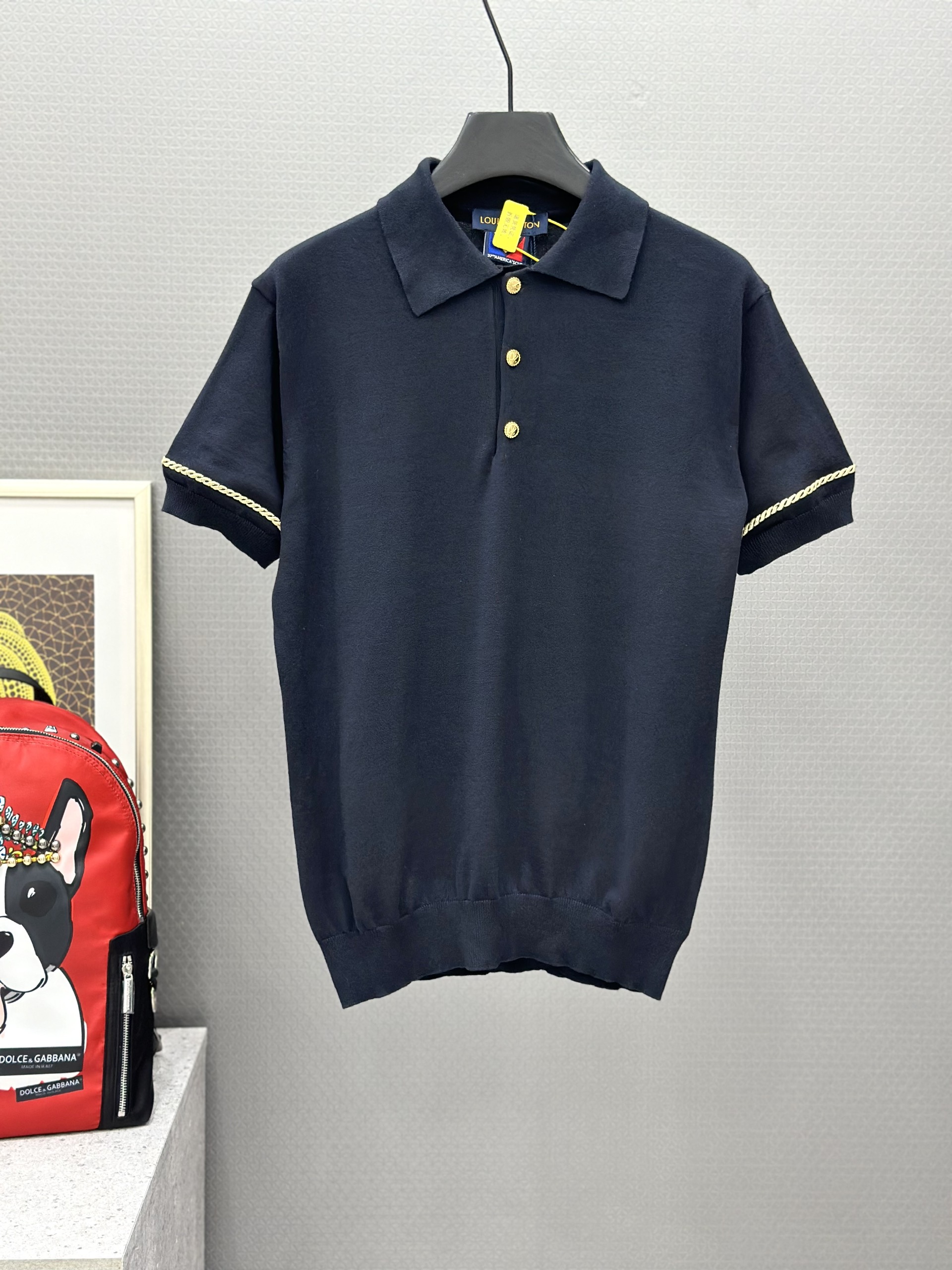 Áo polo len Louis Vuitton LV Xanh than thêu viền tay check khuy Vàng Like Auth 1-1 on web VTN
