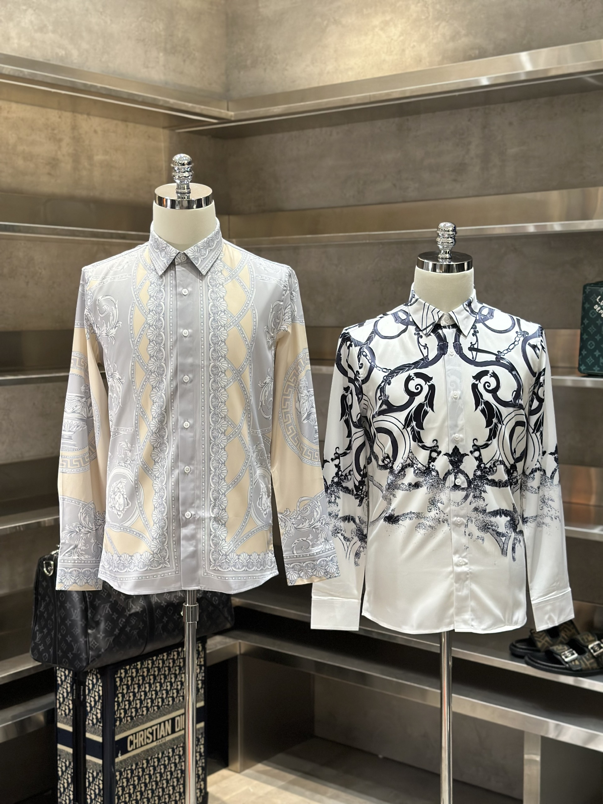 Áo sơ mi dài tay Versace VS Be họa tiết Xám full Like Auth VTN