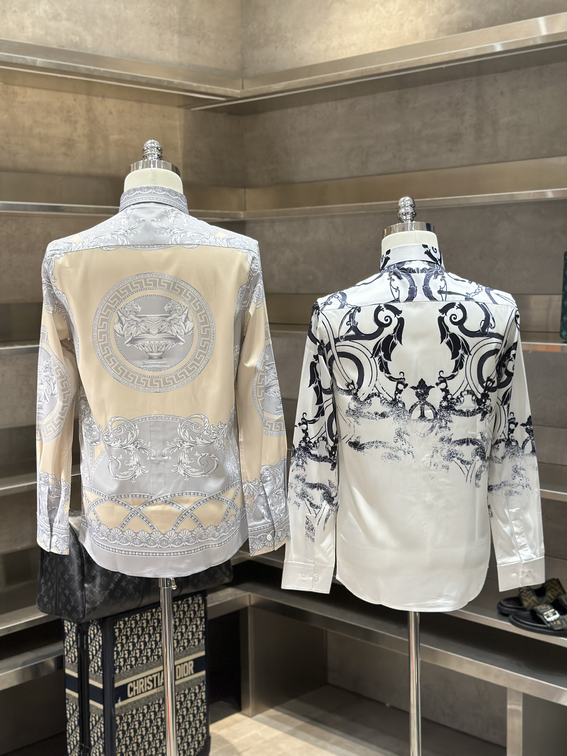 Áo sơ mi dài tay Versace VS Be họa tiết Xám full Like Auth VTN