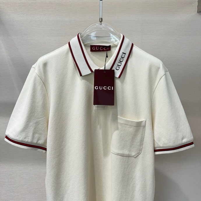 Áo polo Gucci GC Be logo chữ kẻ viền Đỏ Like Auth 1-1 on web VTN