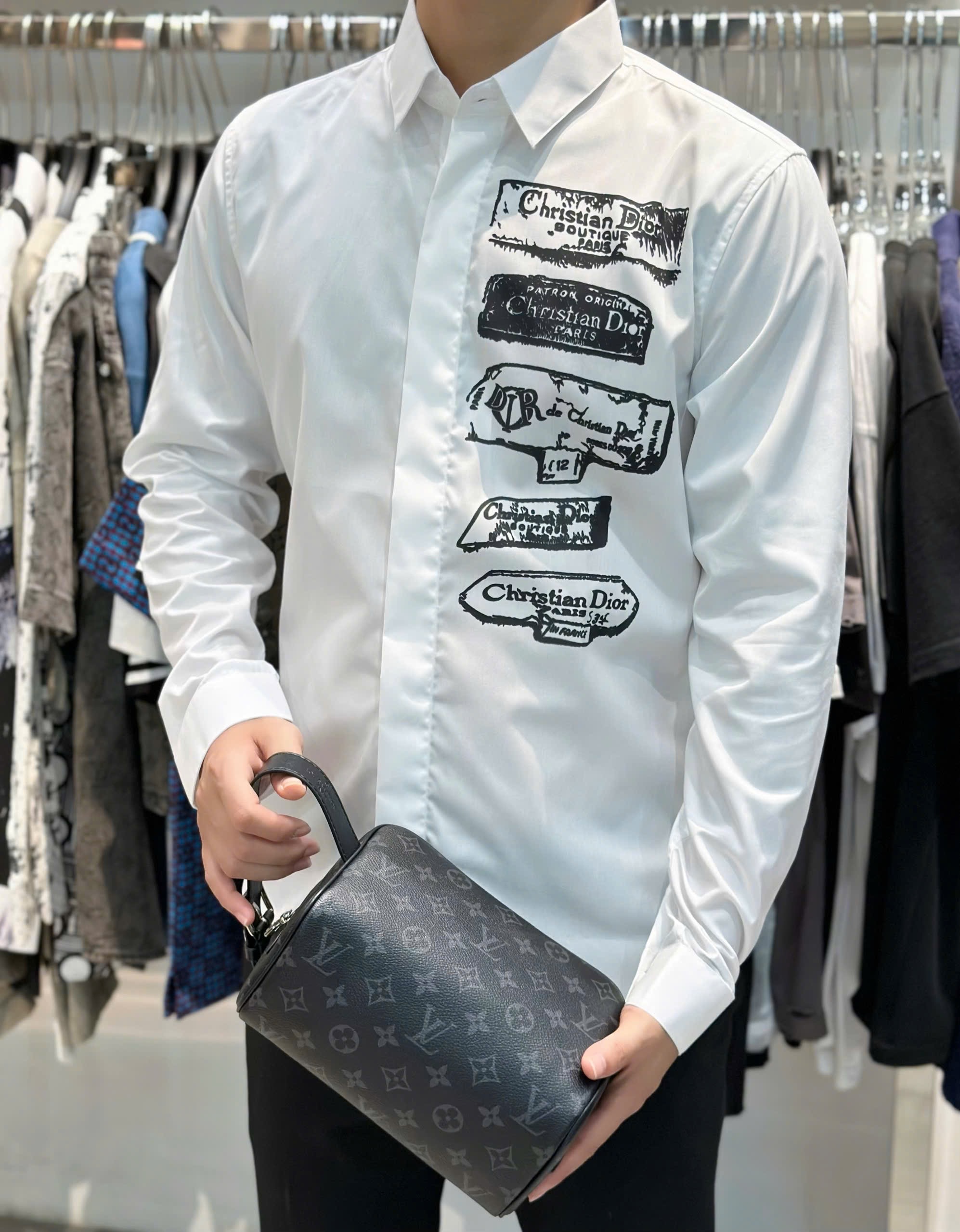 Áo sơ mi dài tay Dior CD Trắng họa tiết logo ô vuông Đen Like Auth VTN