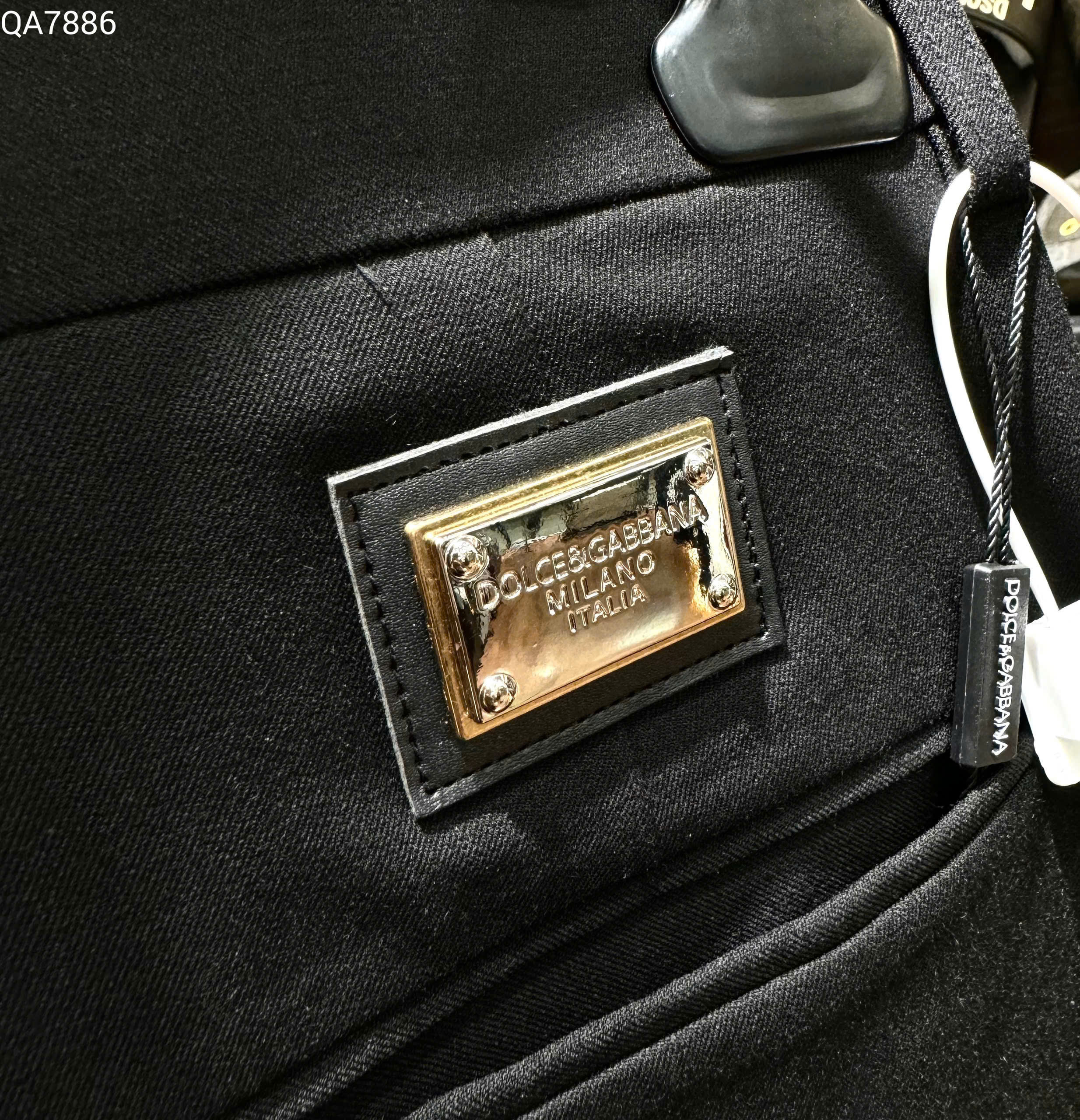 Quần tây, âu Dolce Gabbana DG Đen logo tag vuông sau Like Auth MK
