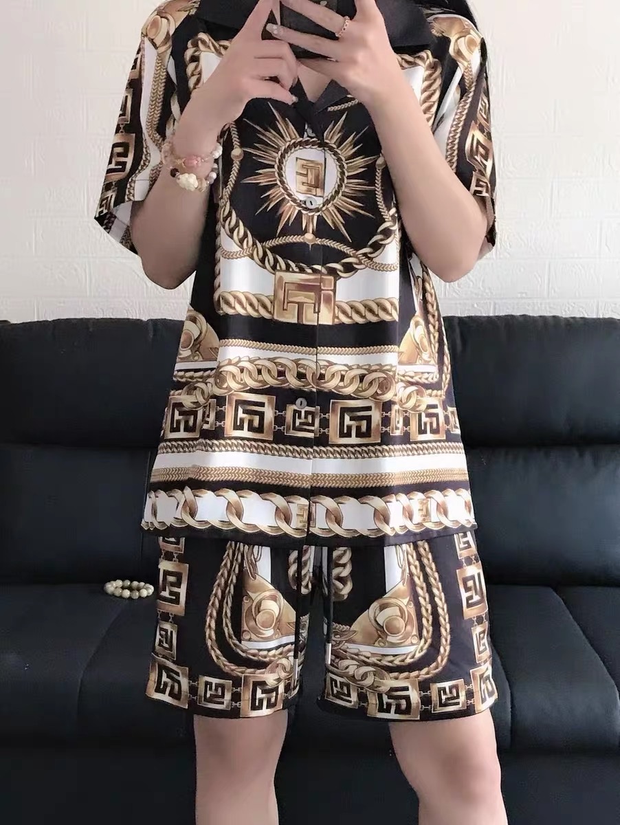 Bộ, set hè lụa Balmain họa tiết dây xích Like Auth VTN