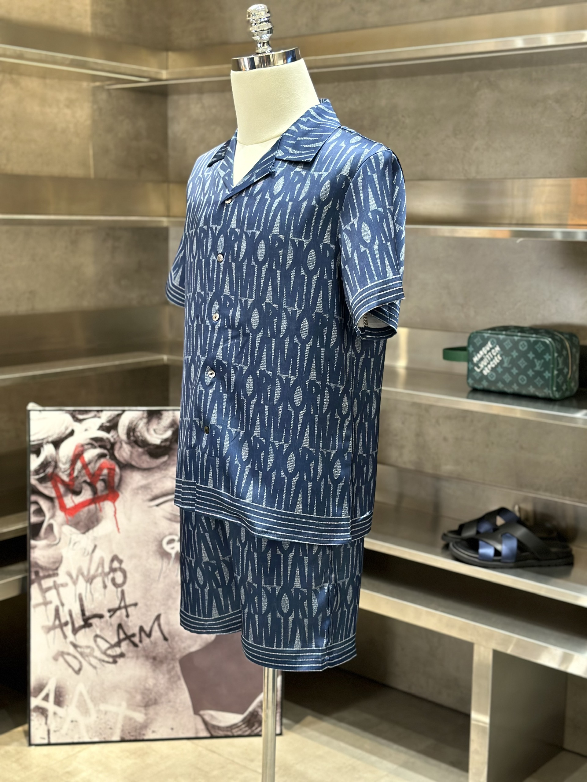 Bộ, set hè lụa Dior CD Xanh than họa tiết logo chữ to full Like Auth VTN