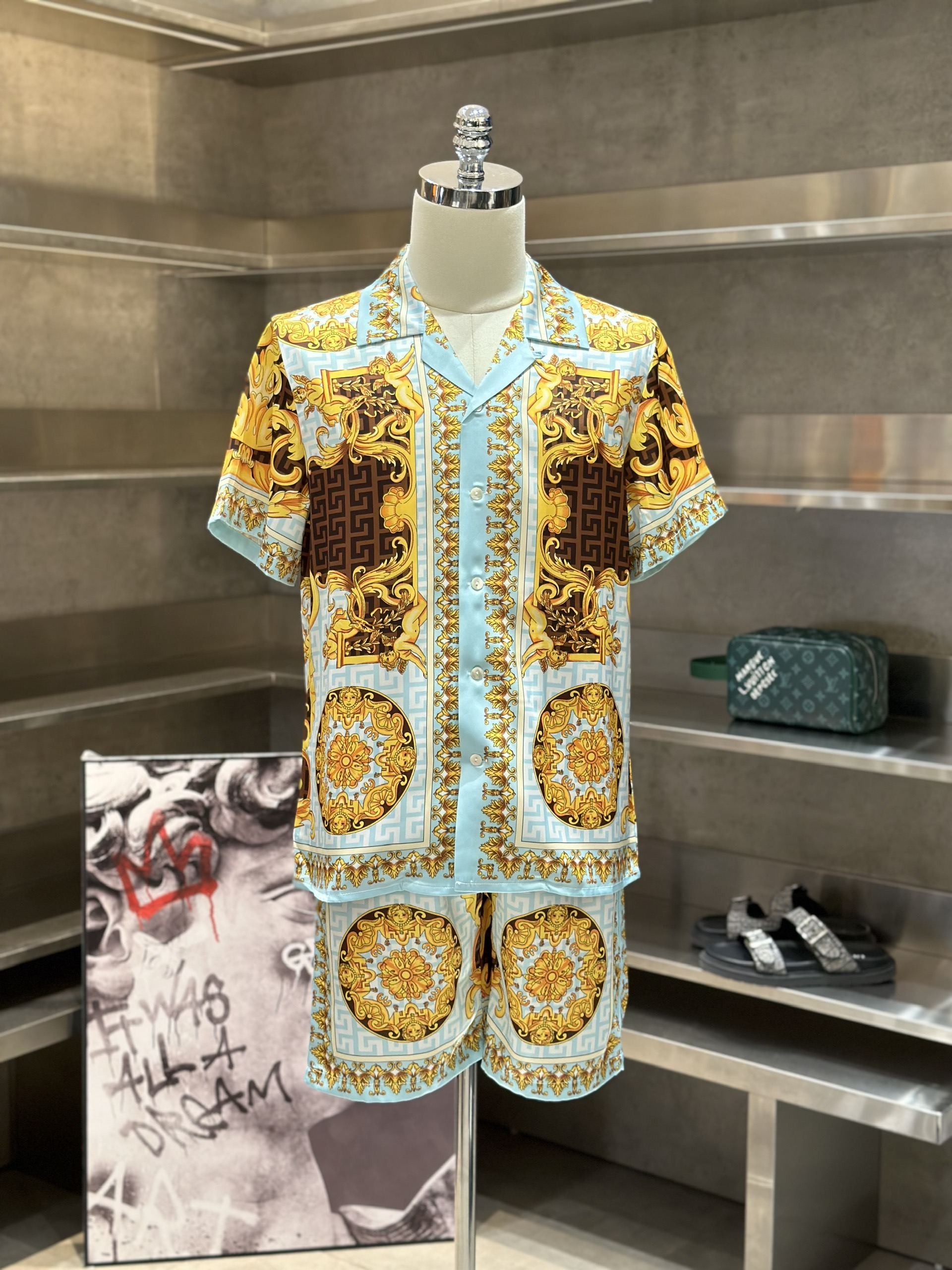 Bộ, set hè lụa Versace VS Xanh ngọc họa tiết Vàng Like Auth VTN