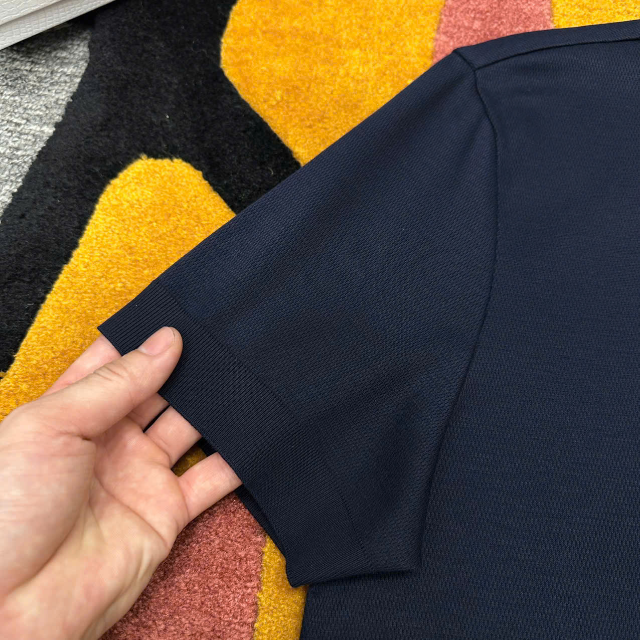 Áo polo Moncler M Xanh than logo thêu ngực kẻ sọc Đỏ Trắng Like Auth MK