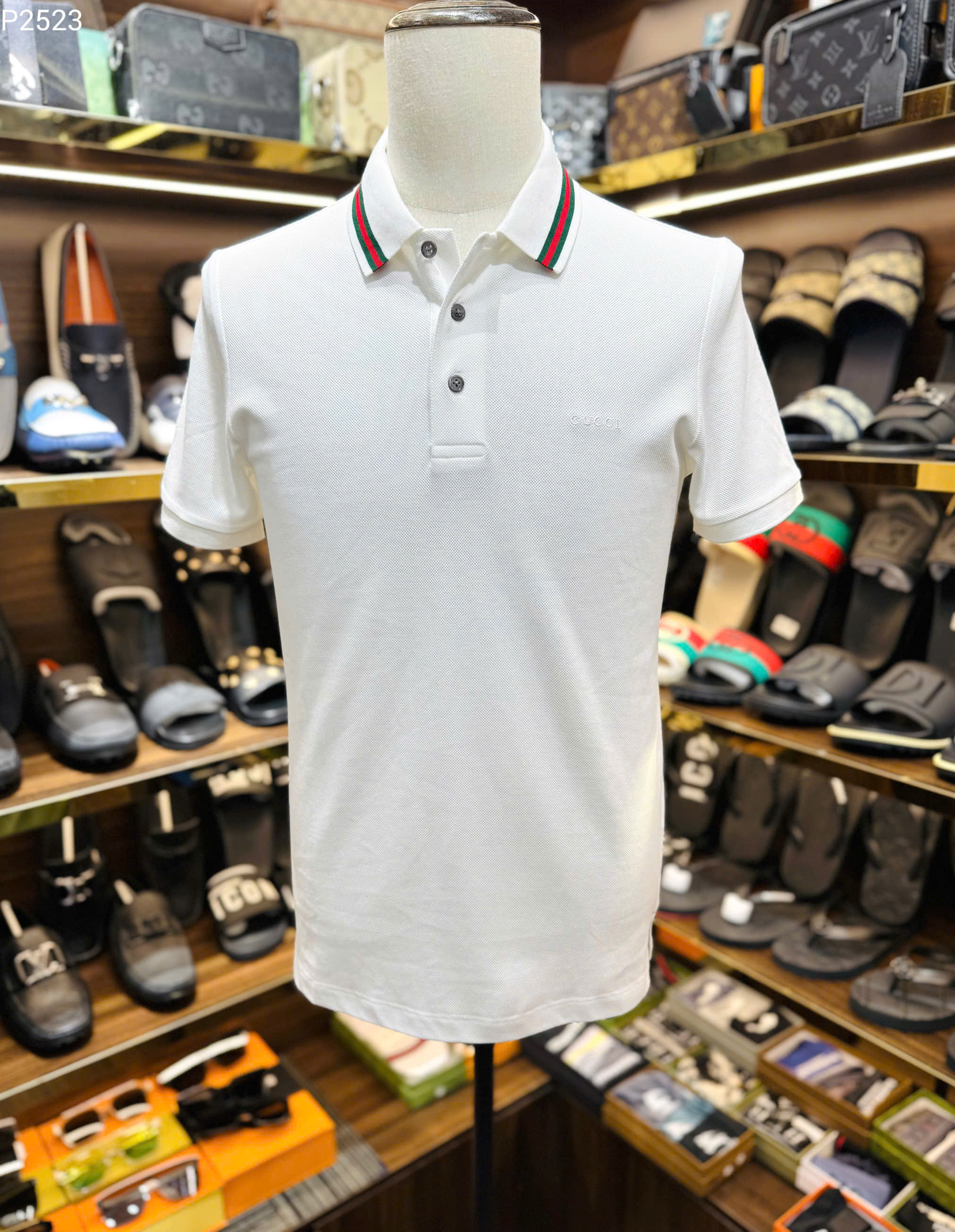 Áo polo Gucci GC logo chữ thêu ngực phối kẻ sọc Xanh Đỏ cổ Like Auth MK