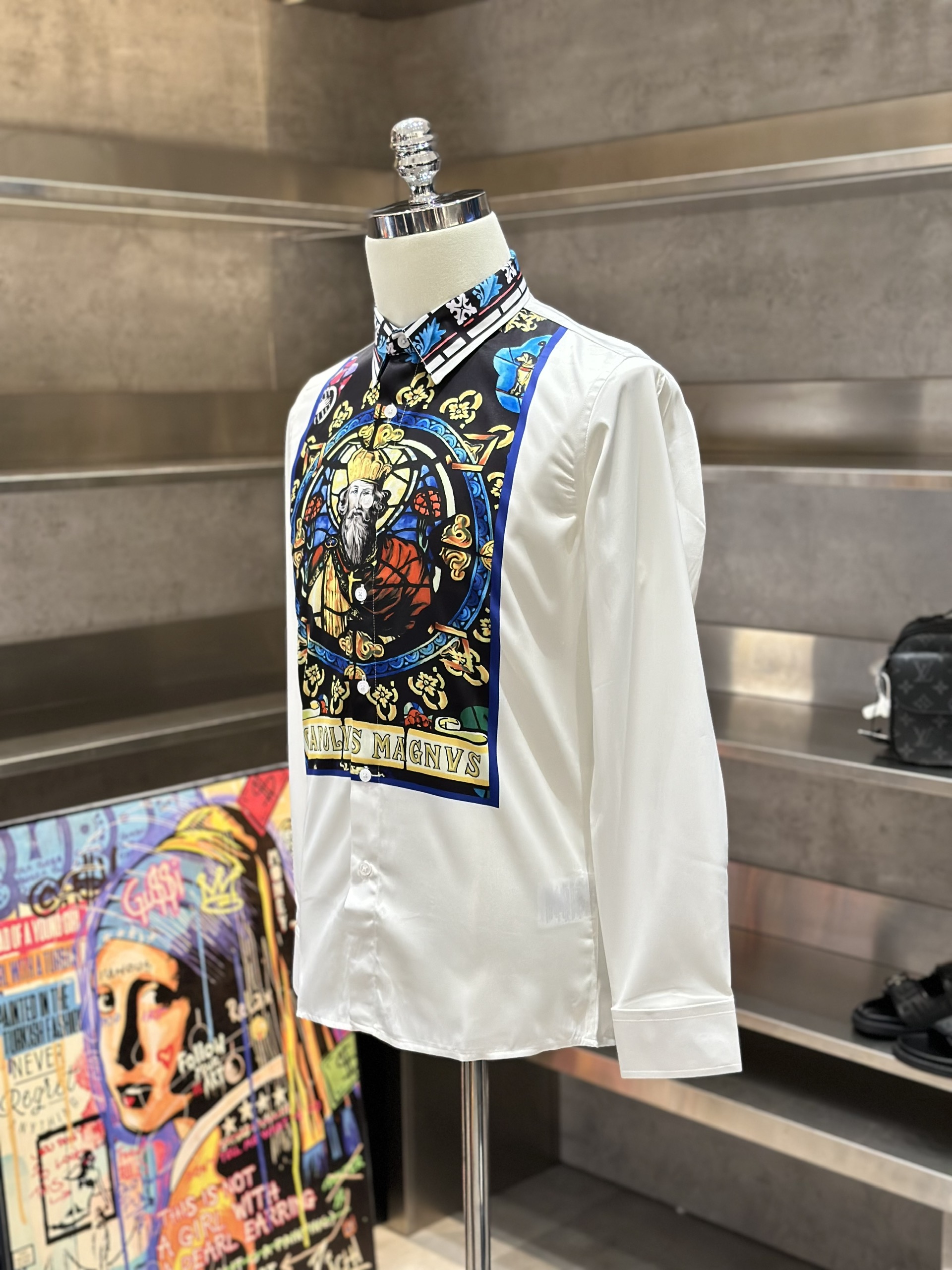Áo sơ mi dài tay Dolce Gabbana DG họa tiết đức vua vuông ngực Like Auth VTN
