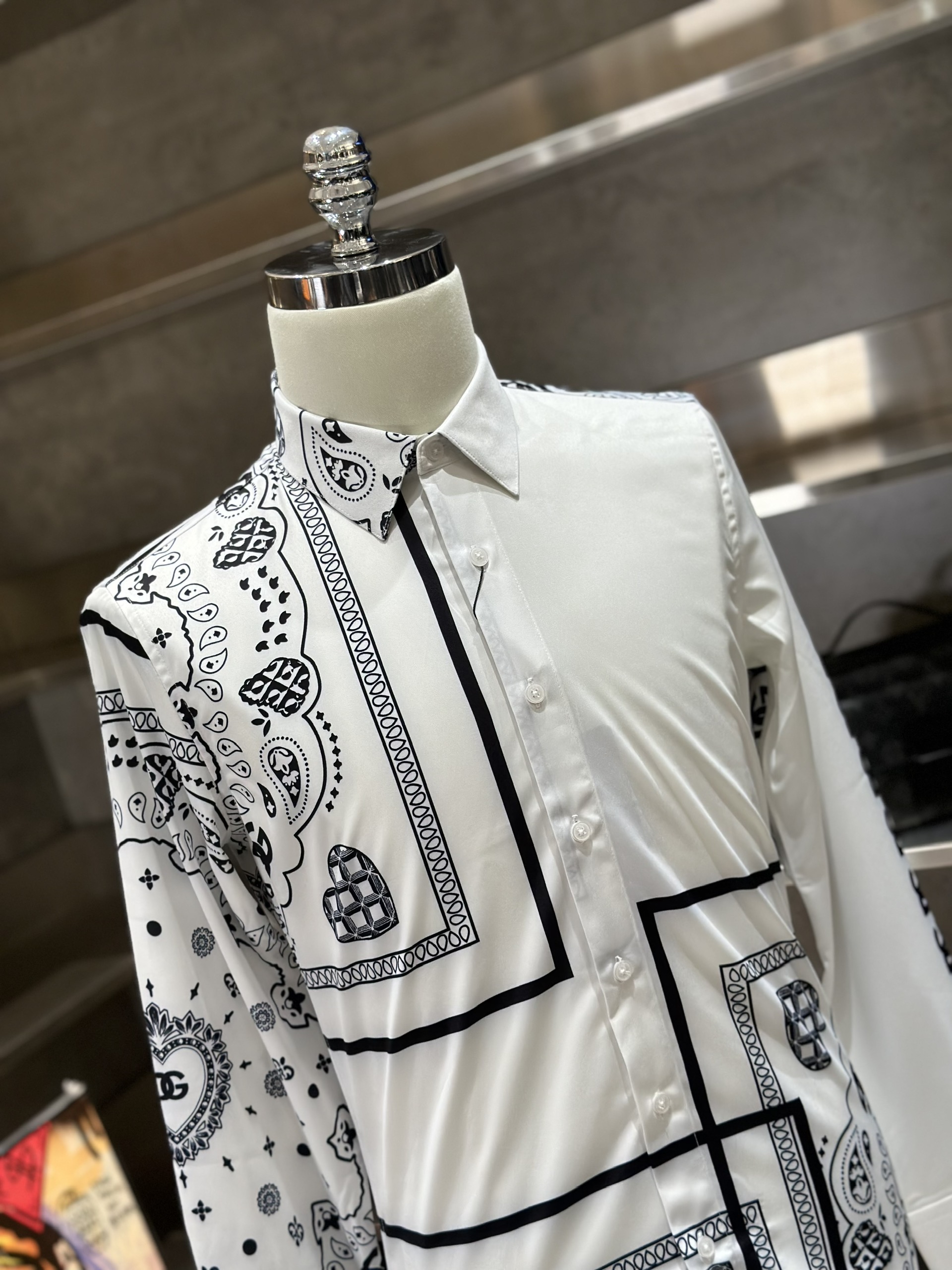 Áo sơ mi dài tay Dolce Gabbana DG Trắng kẻ ô họa tiết logo trái tim Like Auth VTN