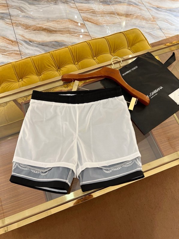 Quần short gió Dolce Gabbana DG Đen họa tiết ô xoắn Trắng Like Auth VTN