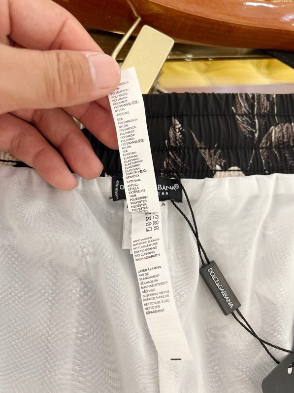 Quần short gió Dolce Gabbana DG Đen họa tiết hoa Trắng loang full Like Auth VTN