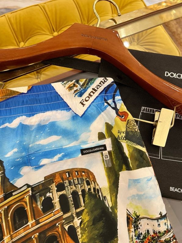 Quần short gió Dolce Gabbana DG họa tiết đấu trường Roma Like Auth 44-48 VTN