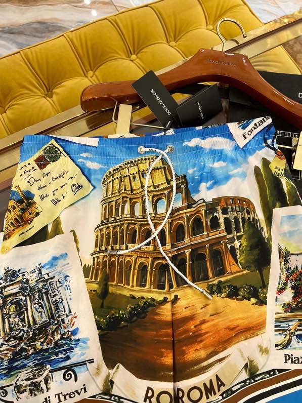 Quần short gió Dolce Gabbana DG họa tiết đấu trường Roma Like Auth 44-48 VTN
