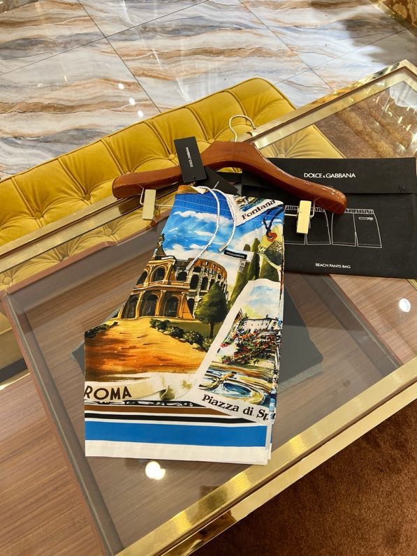 Quần short gió Dolce Gabbana DG họa tiết đấu trường Roma Like Auth 44-48 VTN