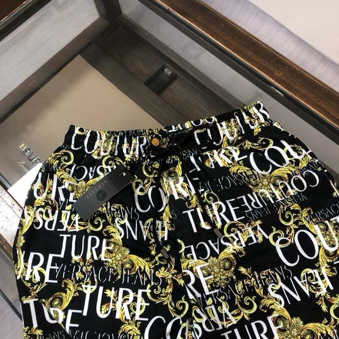 Quần short gió Versace VS Đen họa tiết hoa văn Vàng chữ Trắng full Like Auth VTN
