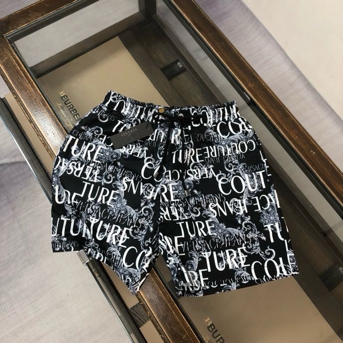 Quần short gió Versace VS Đen họa tiết hoa văn chữ Trắng loang full Like Auth VTN