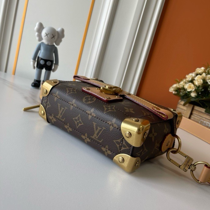 Túi vuông đeo chéo, cầm tay Louis Vuitton LV Nâu họa tiết hoa vân logo phối khóa viền kim loại Like Auth fullbox VTN