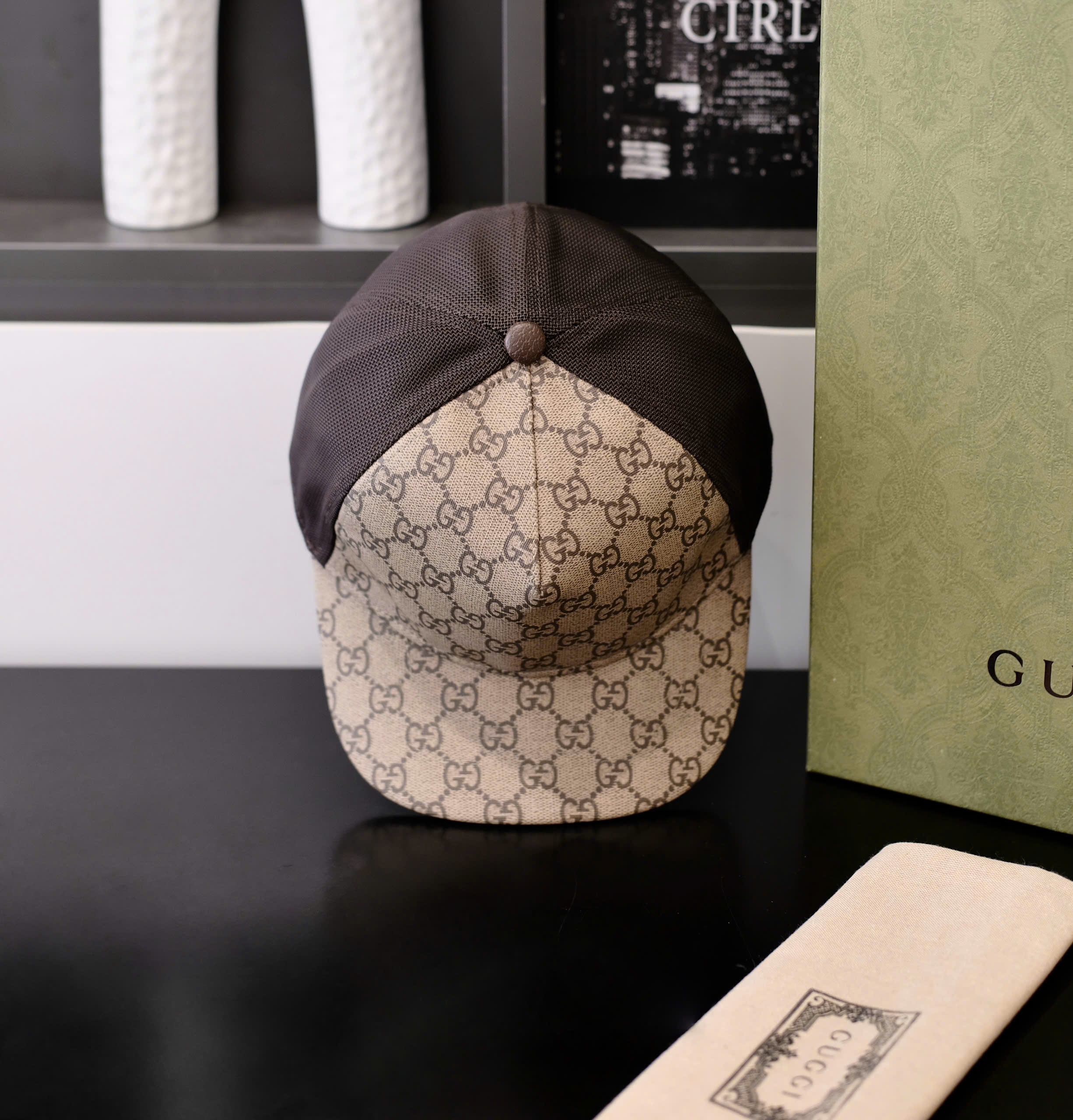 Mũ lưỡi trai, nón kết Gucci GC Nâu họa tiết monogram Like Auth fullbox DDT