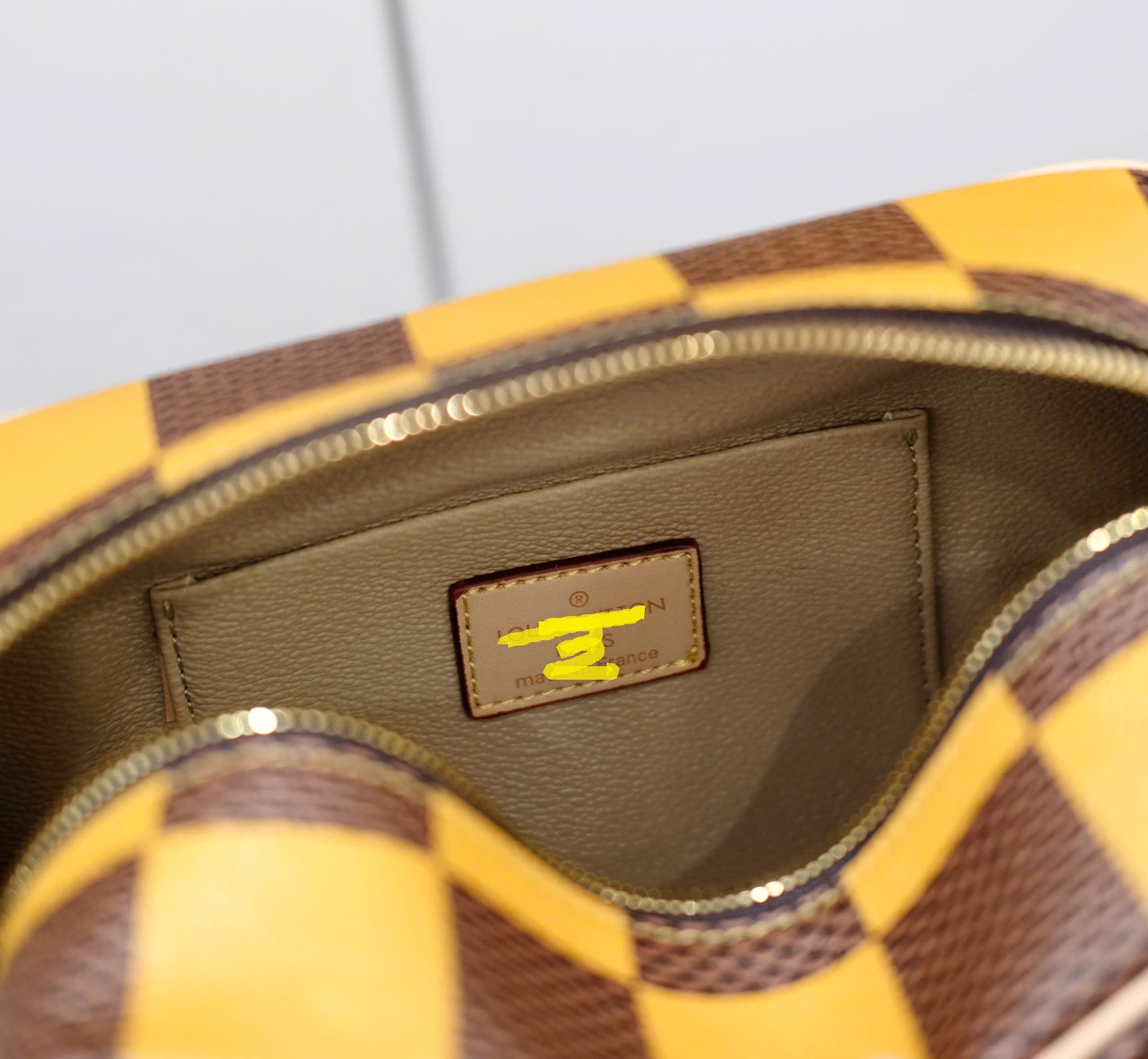 Túi clutch cầm tay Louis Vuitton LV kẻ ô caro Nâu phối Vàng size 22x12x11cm Like Auth fullbox DDT