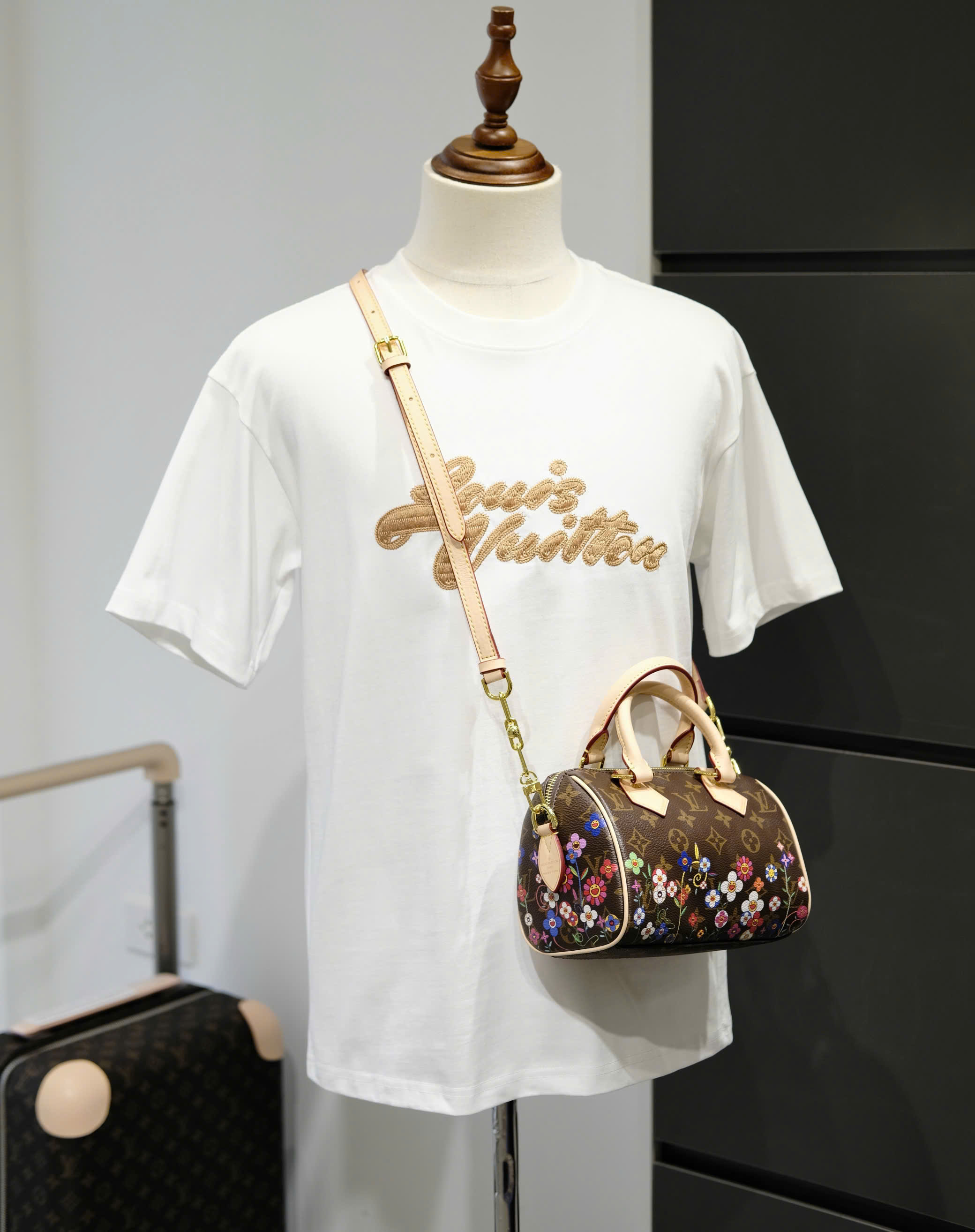 Túi trống mini đeo chéo, cầm tay Louis Vuitton LV Nâu họa tiết hoa vân logo size 25x14x11cm Like Auth fullbox DDT